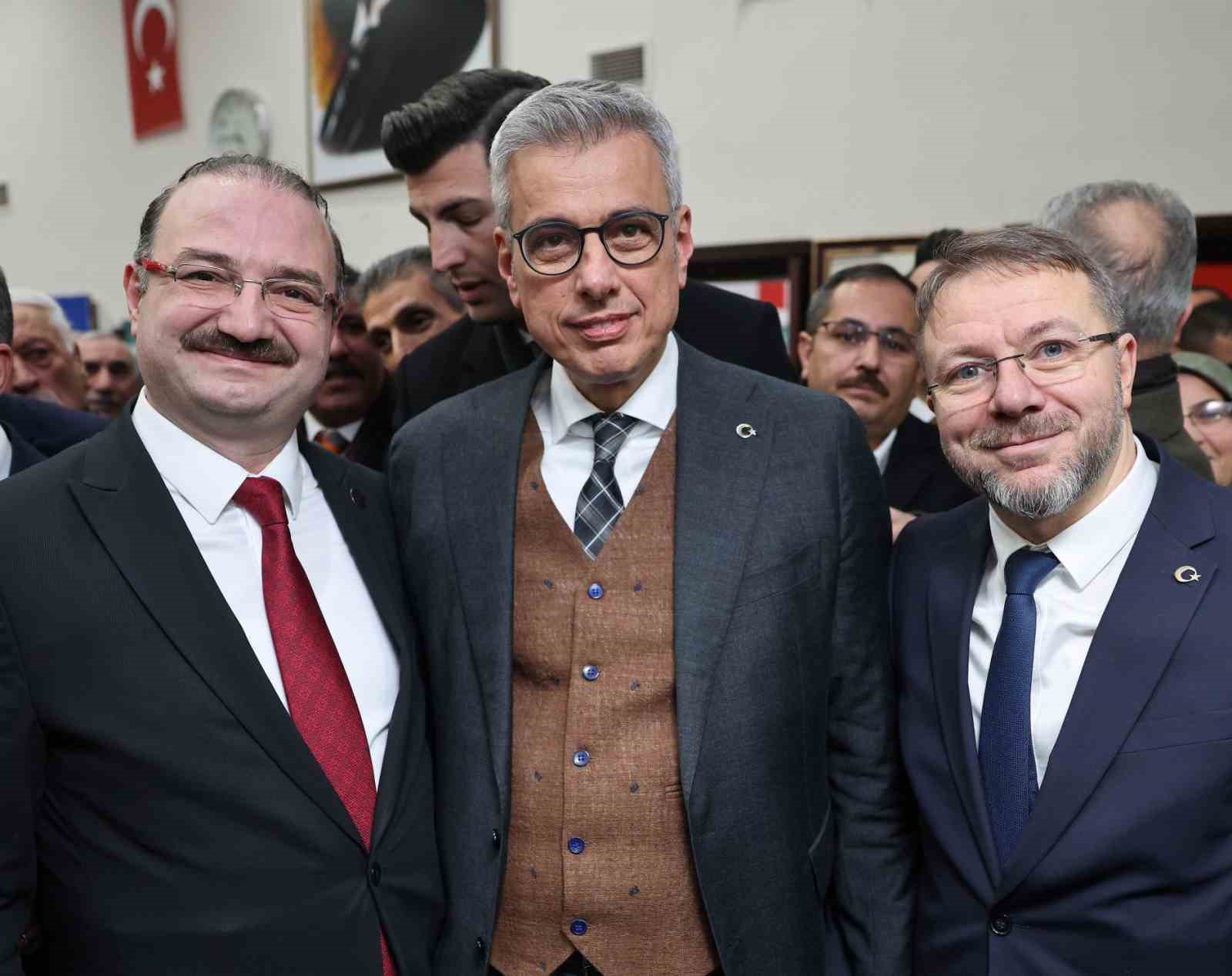 Bakan Memişoğlu ve Rektör Hacımüftüoğlu bir arada: Sağlık yatırımları ve üniversite projelerine tam destek
