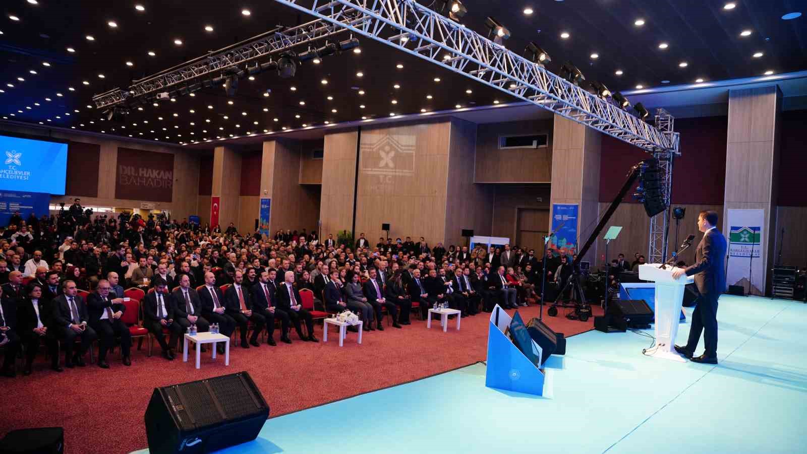 Bakan Murat Kurum: "Bugüne kadar İstanbul’umuzda tam 927 bin yuvamızı dönüştürdük"
