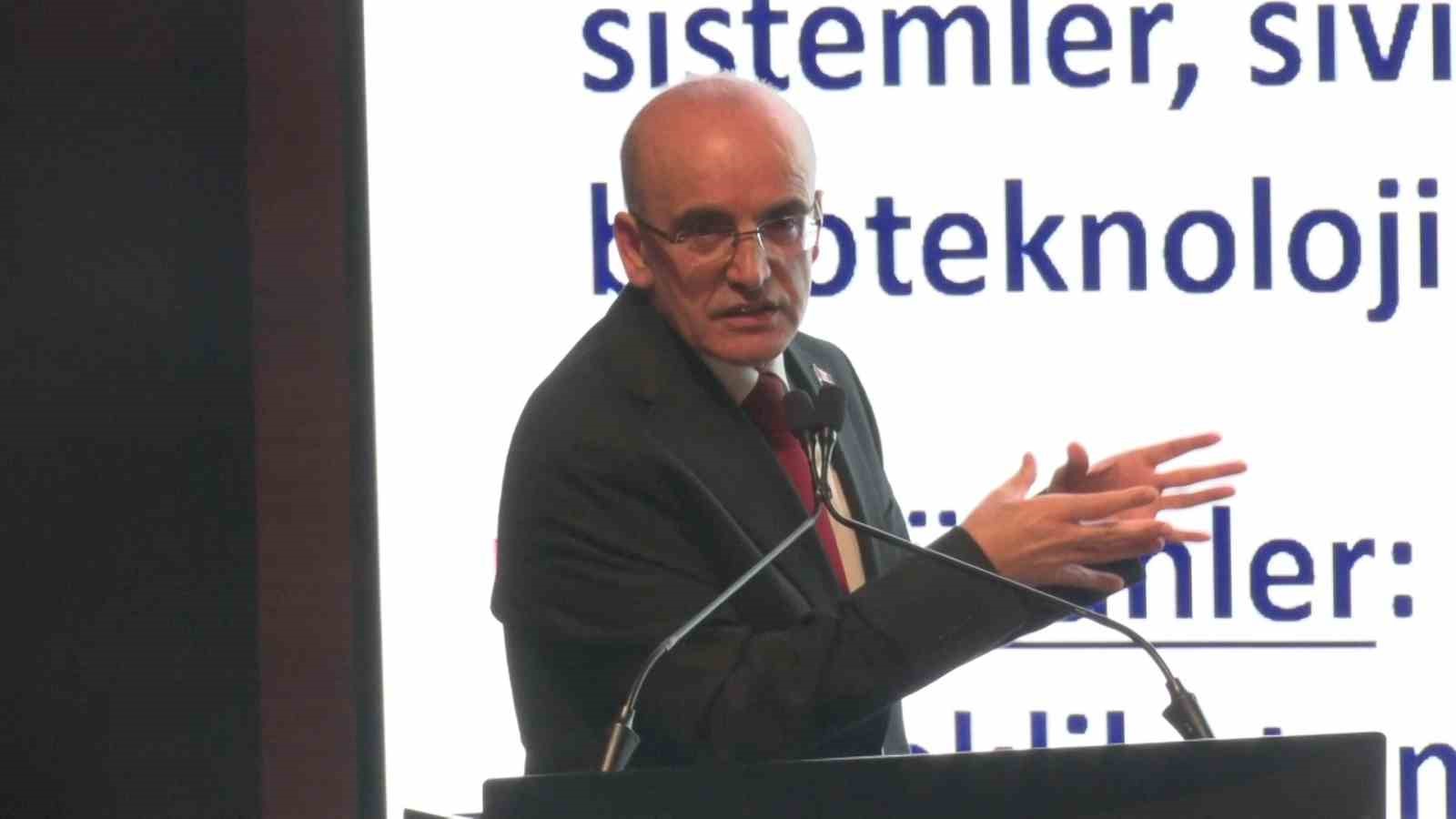 Bakan Şimşek: "Cumhurbaşkanımızın liderliğinde bu ülke 20 yıldır dünyayı çok daha iyi okumuş"
