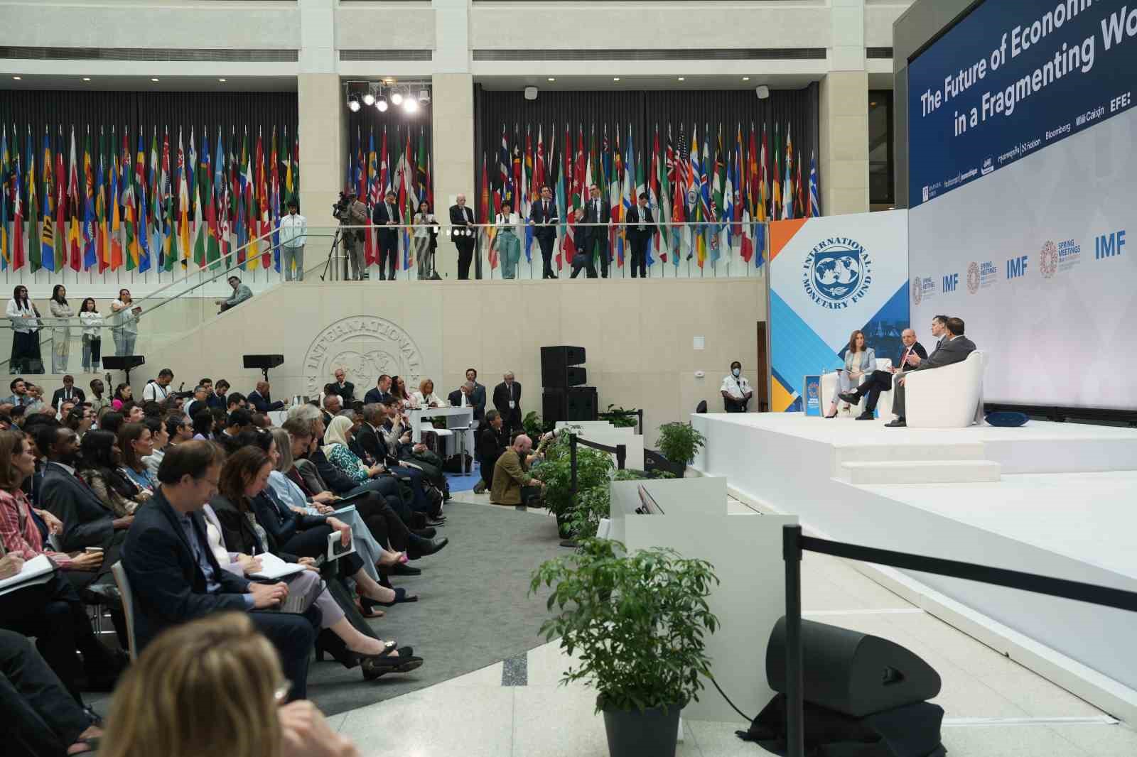 Bakan Şimşek: "Gümrük Birliği’nin hizmetler, tarım ve kamu alımlarını kapsayacak şekilde genişletilmesini umuyoruz"
