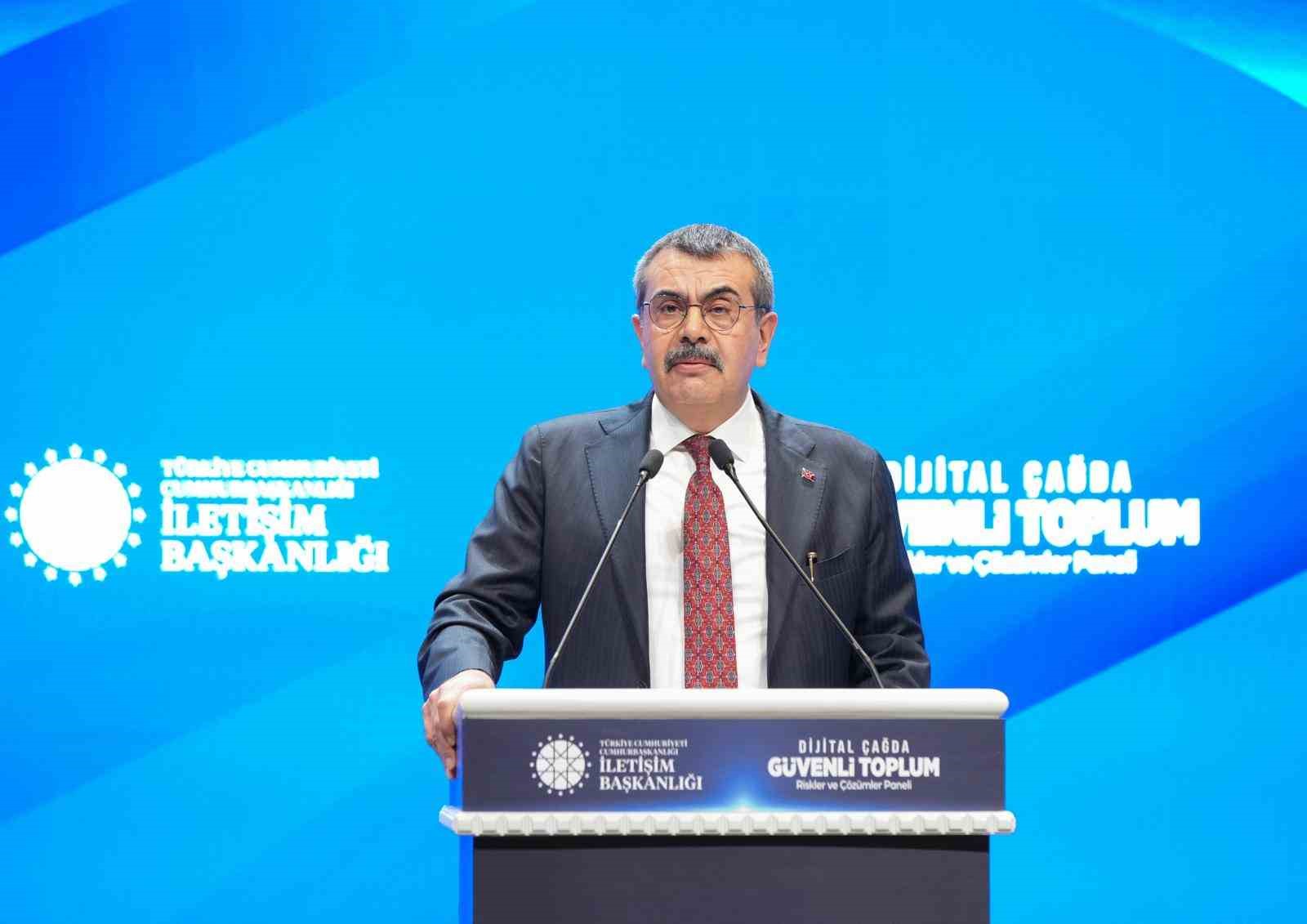 Bakan Tekin: "Evlatlarımızın güvenliği, bizim asli görev olarak addettiğimiz bir durum"
