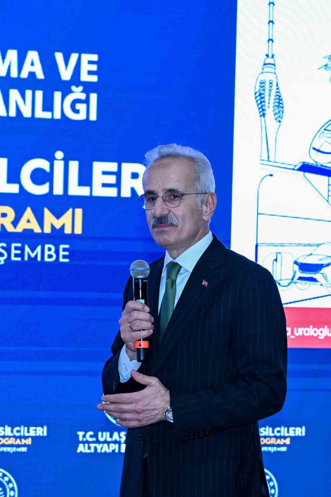 Bakan Uraloğlu: "95 milyon civarında cep telefonu var, bunların 32 milyonu 5G’ye uyumlu"
