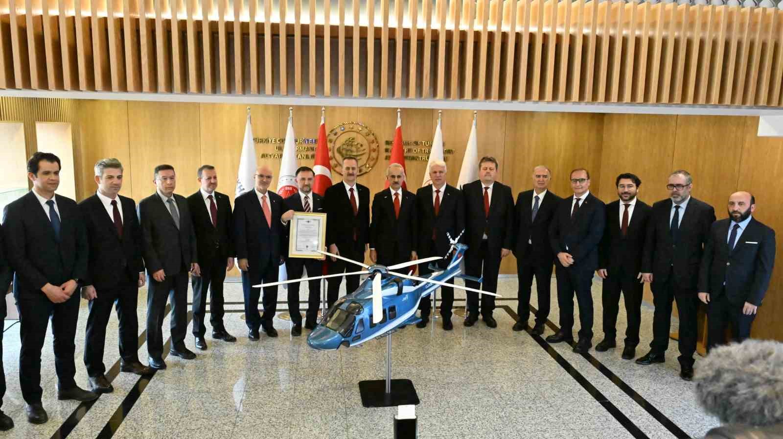 Bakan Uraloğlu: "GÖKBEY sadece bir helikopter değil, milletimize hizmet edecek milli gururumuzdur"
