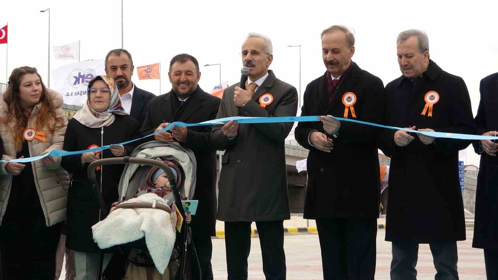 Bakan Uraloğlu: "Isparta’da son 24 yılda ulaşıma 35,4 milyar lira yatırım yaptık"
