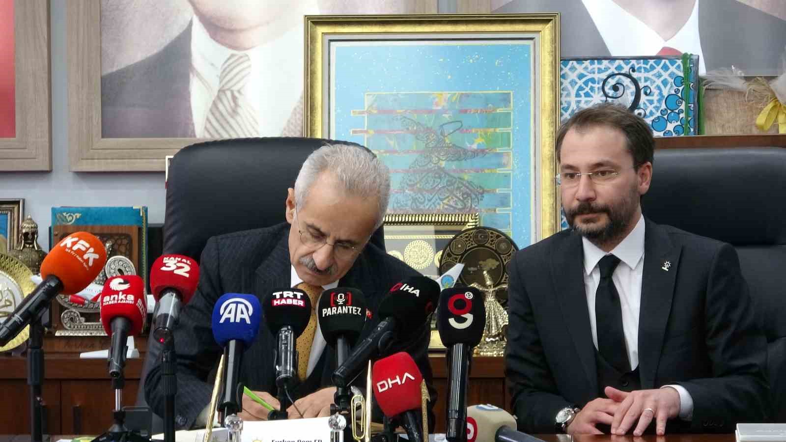 Bakan Uraloğlu: "Isparta’mızda Dereboğazı yolu gündemimizde ve bir mesafe kat ettikten sonra çalışmaların devamını ileride sürdüreceğiz"
