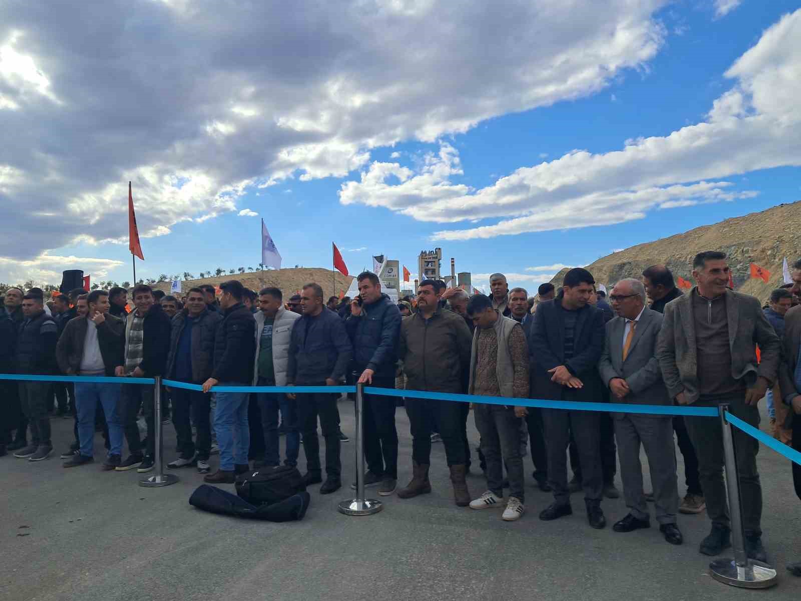 Bakan Uraloğlu: "Kilis’in ulaşım ve iletişim altyapısına 24 yılda yaklaşık 9,3 milyar lira yatırım gerçekleştirdik"
