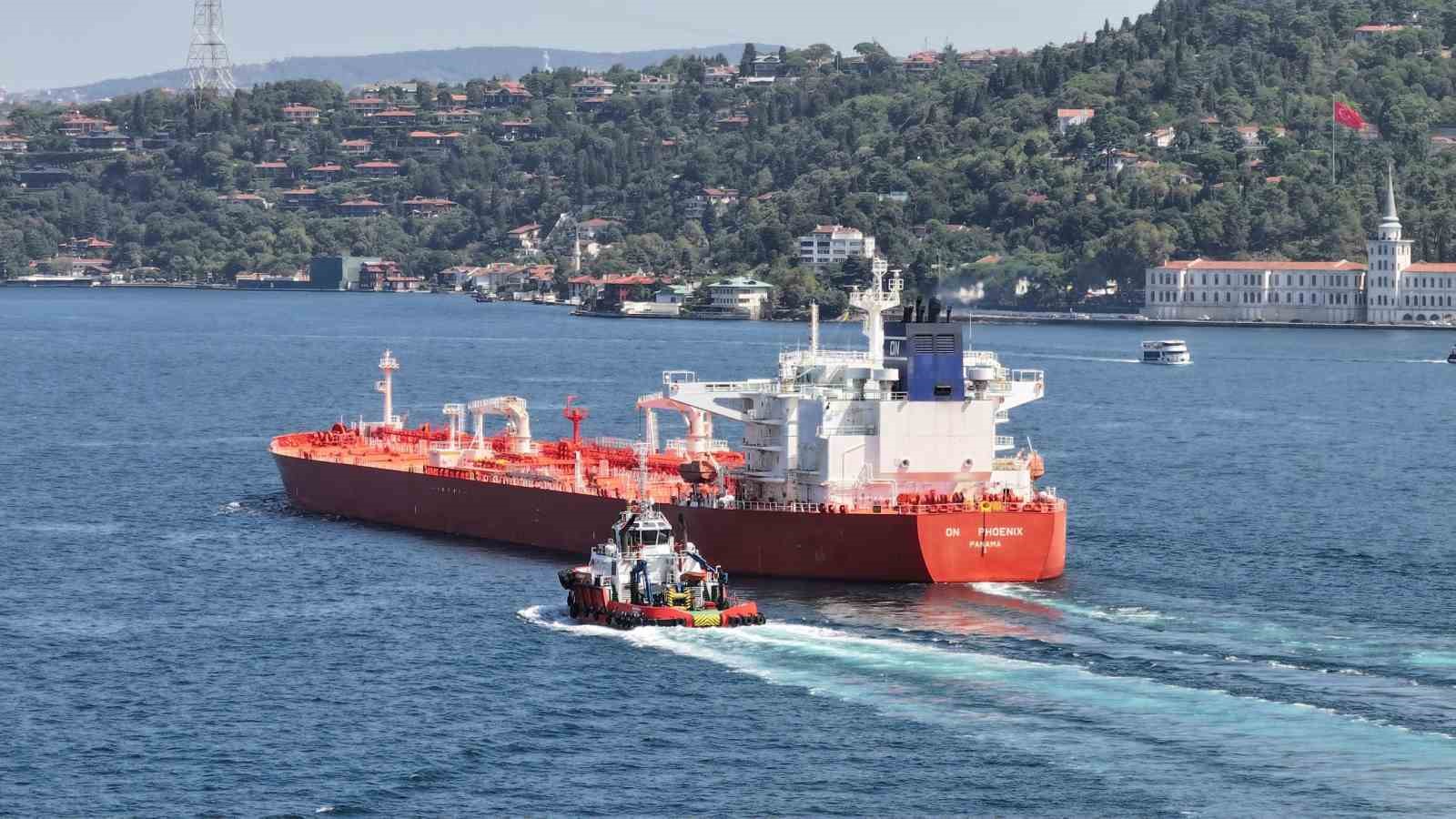 Bakan Uraloğlu: "Kıyı Emniyeti ekipleri 2025 yılında 199 can kurtarma operasyonu ile 631 kişiyi kurtardı"
