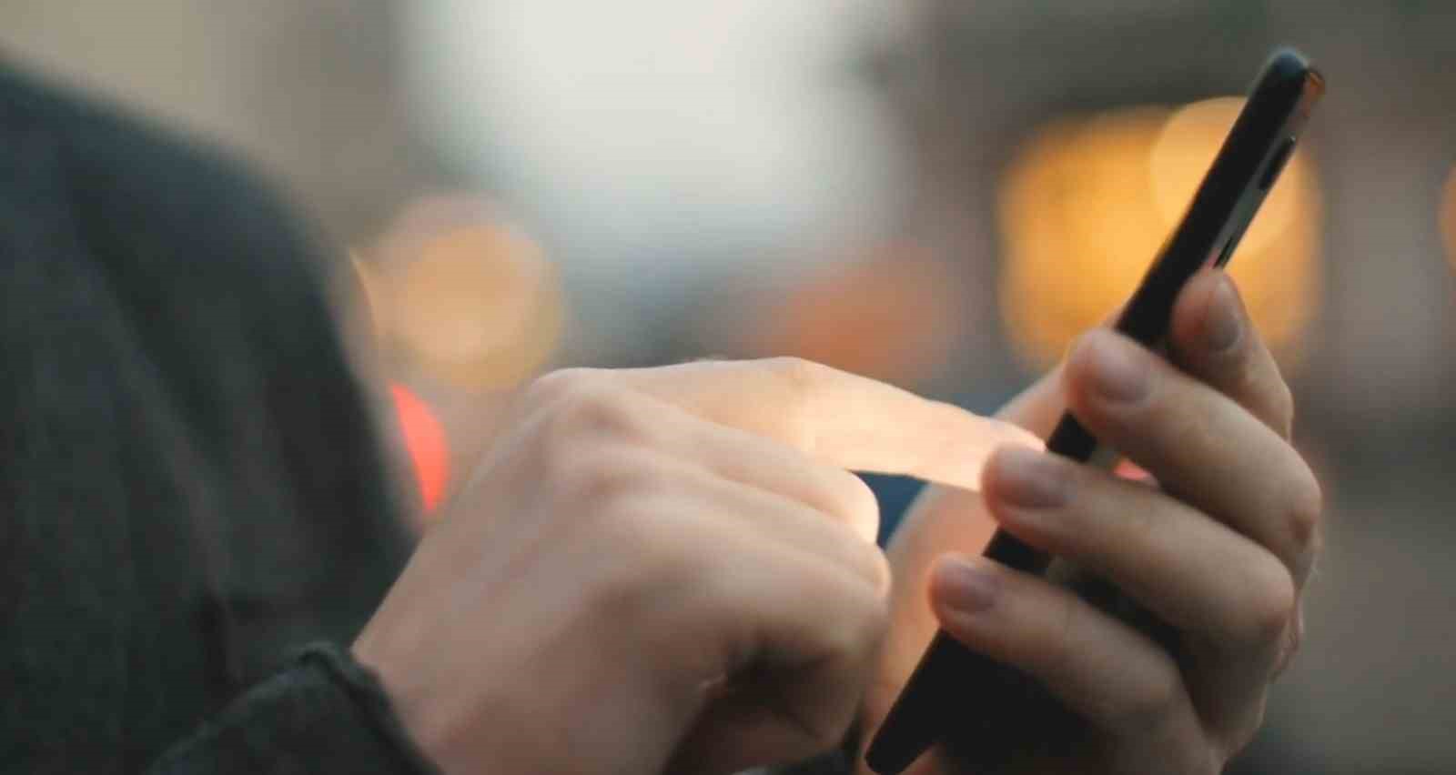 Bakan Uraloğlu: "Türkiye’de haftalık sosyal medya kullanım süresi 25 saat 4 dakikaya çıktı"
