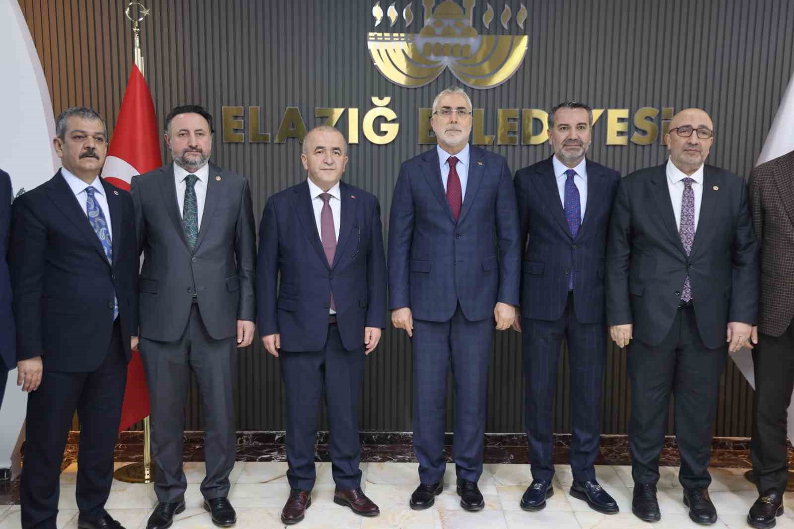 Bakan Vedat Işıkhan, Elazığ’da
