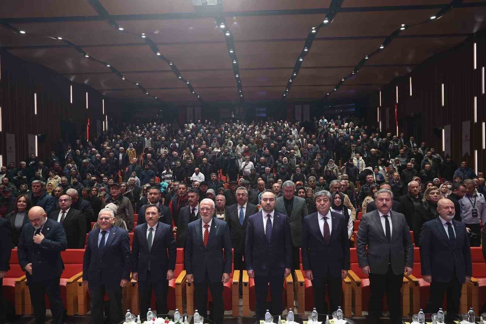 Bakan Yardımcısı Demiralp: "Ev Sahibi Türkiye sloganıyla Kayseri’de 7 bin 562 konutumuzun kura çekimini gerçekleştiriyoruz"
Bakan Yardımcısı Demiralp: "Ev Sahibi Türkiye sloganıyla Kayseri’de 7 bin 562 konutumuzun kura çekimini gerçekleştiriyoruz"