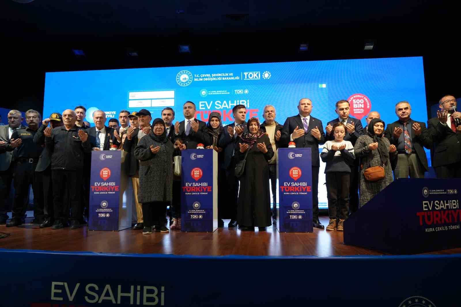 Bakan Yardımcısı Demiralp’ten kurada ismi çıkmayanlara umut veren açıklama: "Konut üretimi devam edecek"
