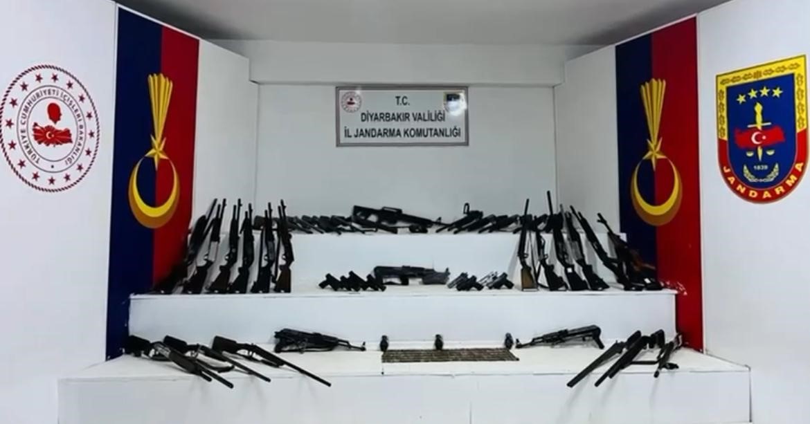 Bakan Yerlikaya: "4 adet kaçak silah imalathanesini deşifre ettik"
