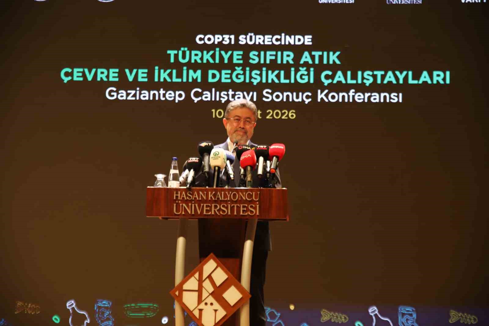 Bakan Yumaklı: "Küresel ölçekte her yıl yaklaşık 2,3 milyar ton gıda israf ediliyor"
