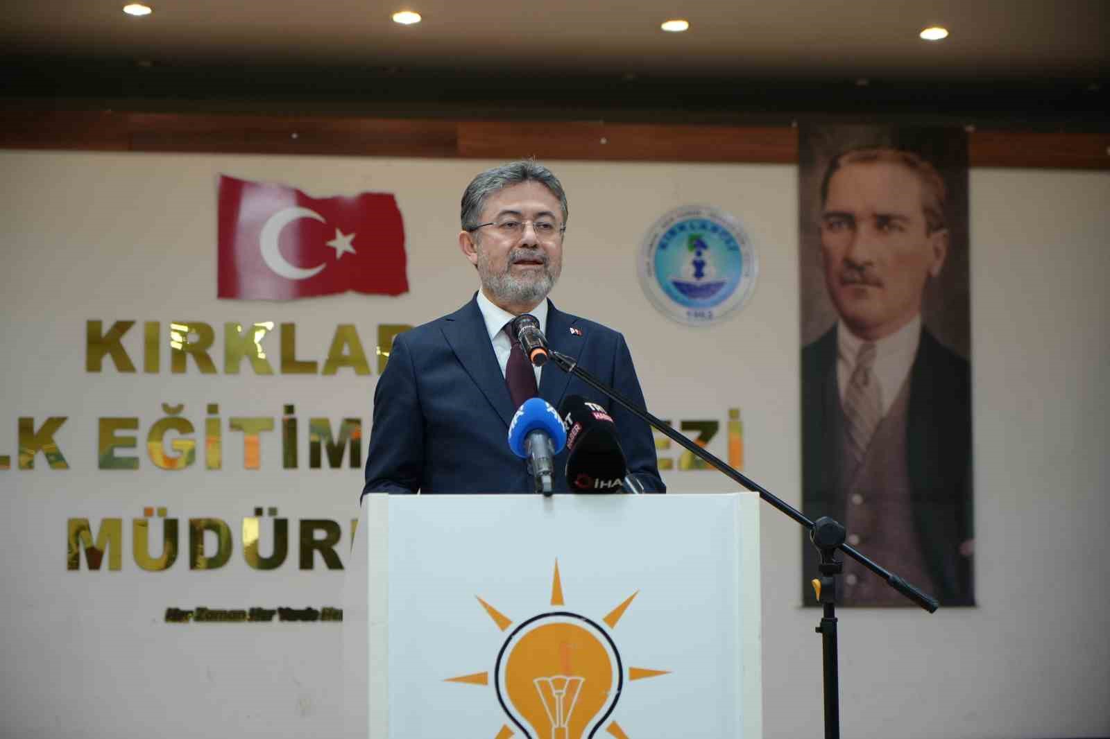 Bakan Yumaklı: "Savaşın hiçbir türünü tasvip etmiyoruz"
