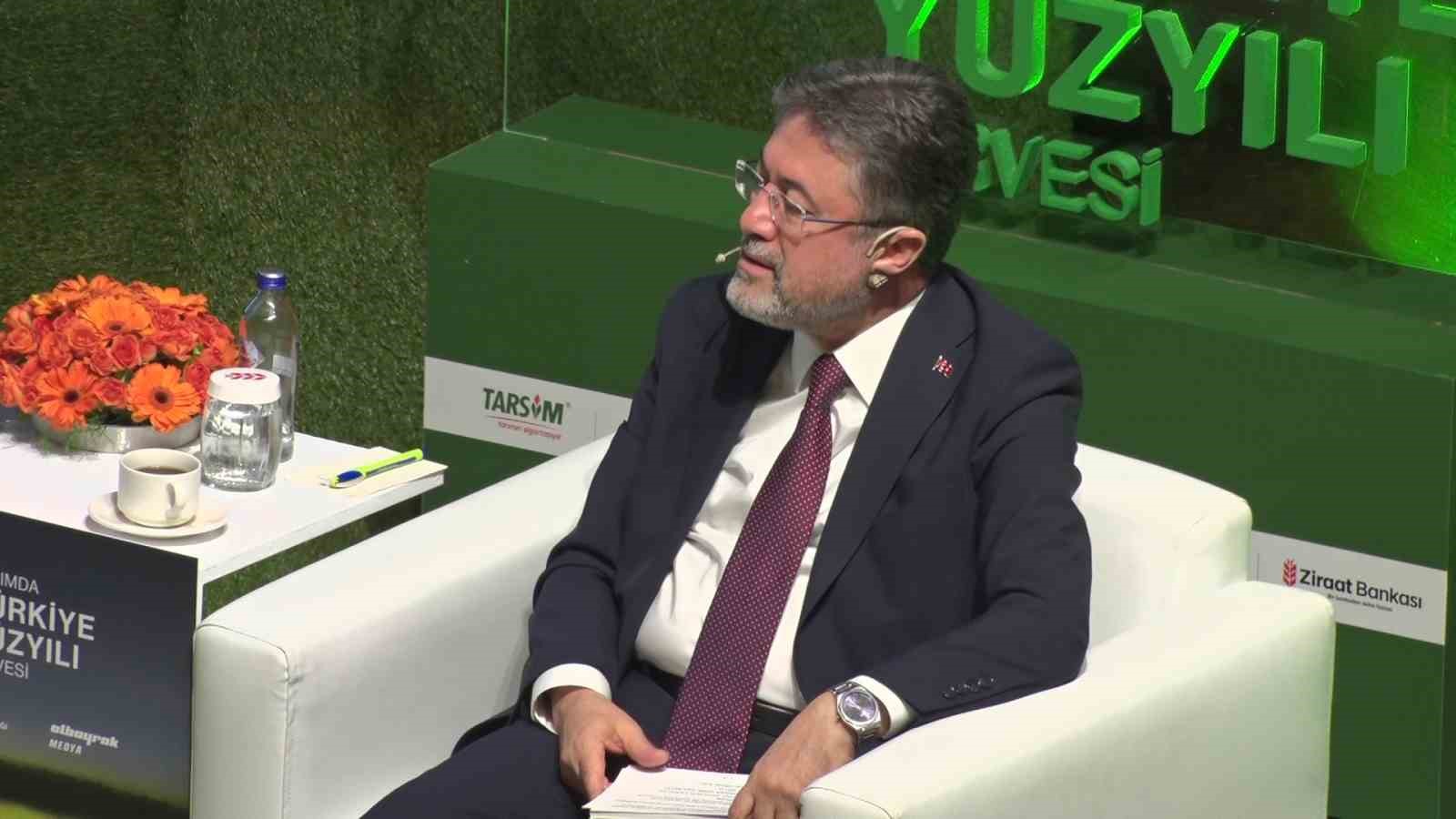 Bakan Yumaklı: "Türkiye’nin hiçbir şekilde herhangi bir gıda arz güvenliği konusu sorunu yoktur"
