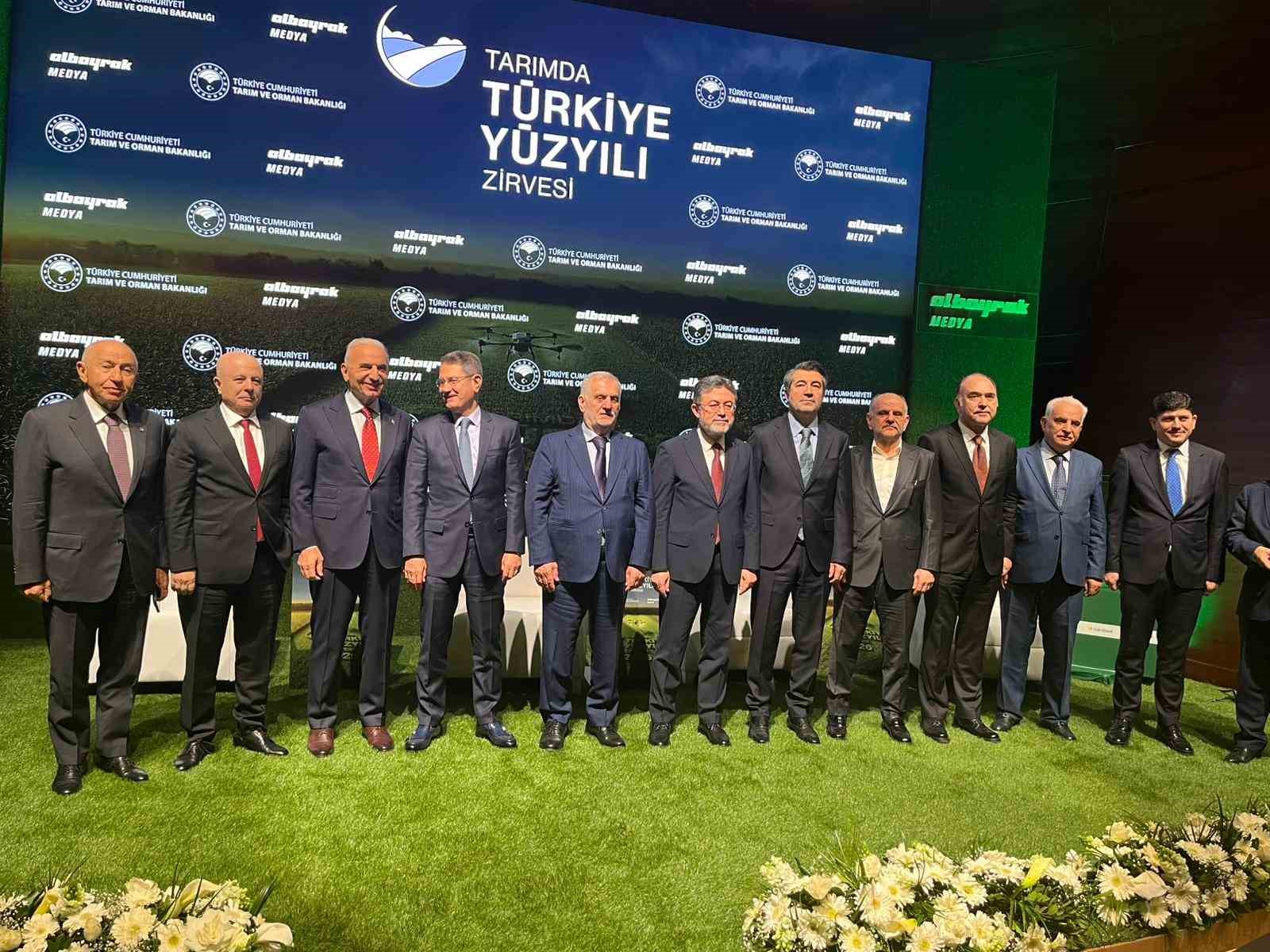 Bakan Yumaklı: "Türkiye’nin hiçbir şekilde herhangi bir gıda arz güvenliği konusu sorunu yoktur"
