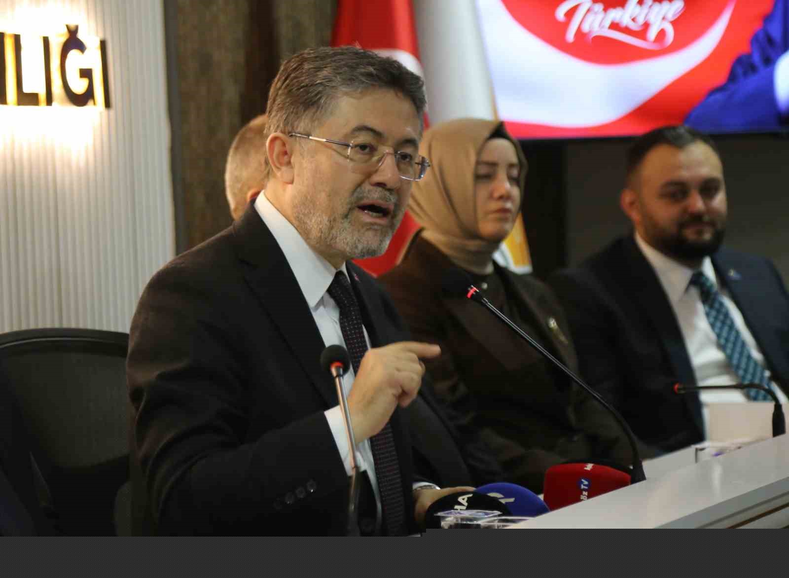 Bakan Yumaklı: "Üç tarafı denizlerle çevrili güzel ülkemin beş tarafı çatışmalarla, savaşlarla, her türlü krizle çevrilmiş durumda"
