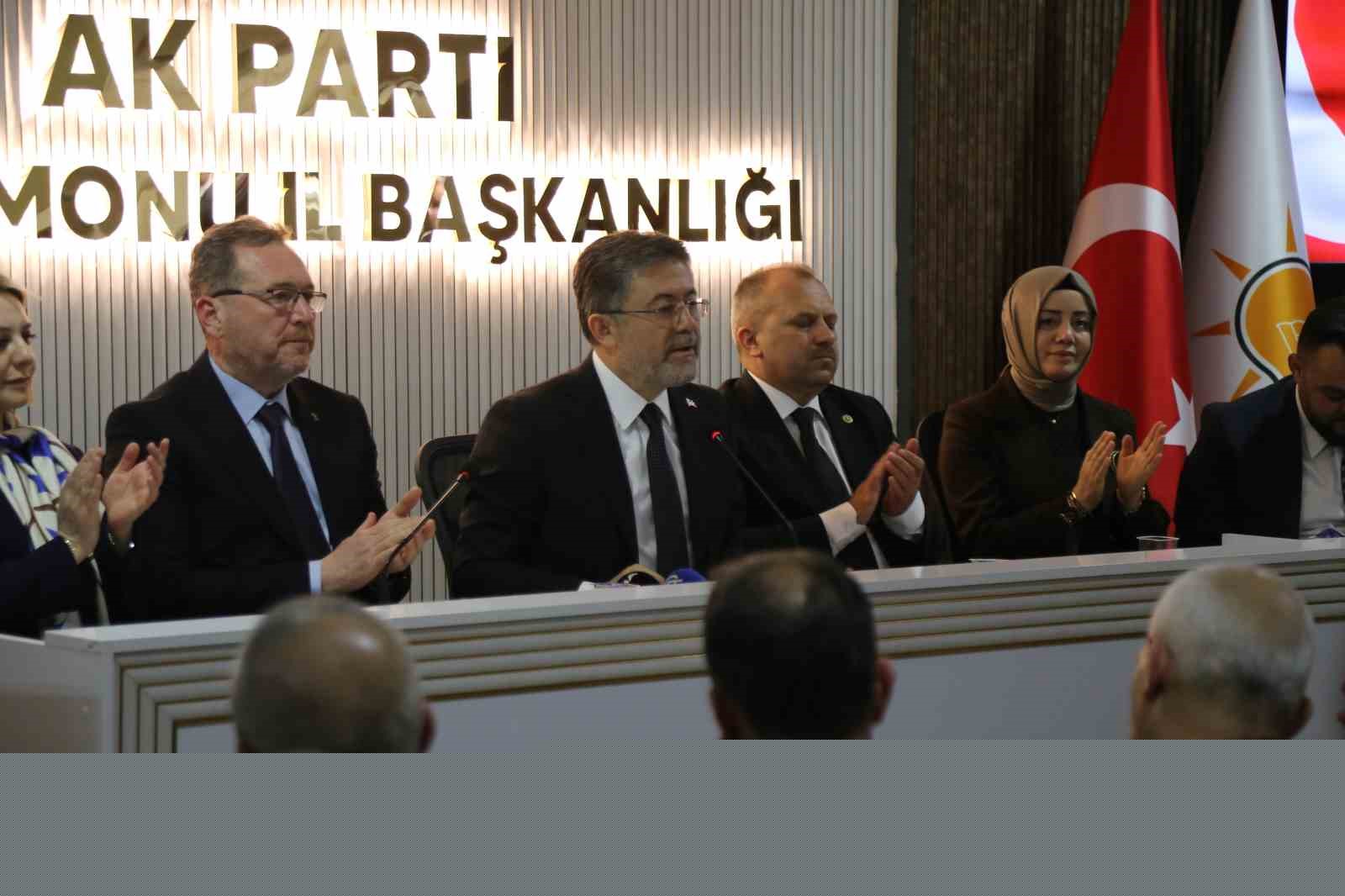 Bakan Yumaklı: "Üç tarafı denizlerle çevrili güzel ülkemin beş tarafı çatışmalarla, savaşlarla, her türlü krizle çevrilmiş durumda"
