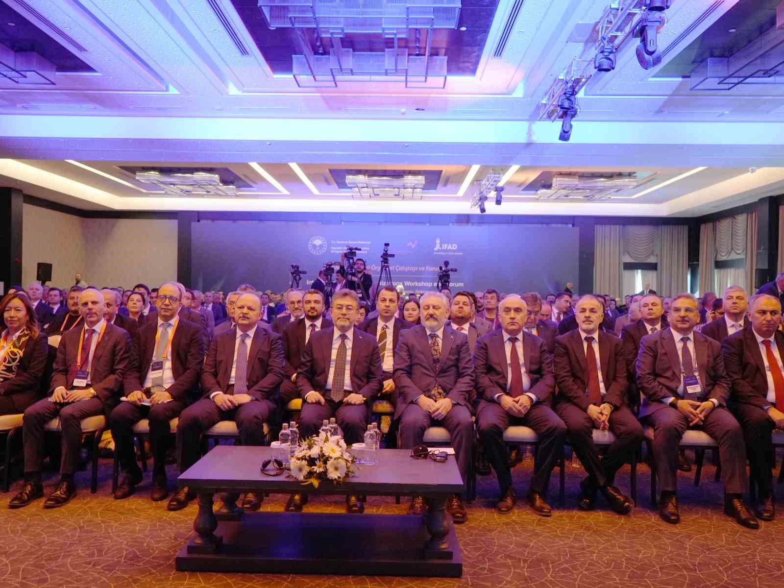 Bakan Yumaklı’dan zirai don açıklaması: "Geneli itibarıyla bir zirai don hadisesi yaşanmadı"
