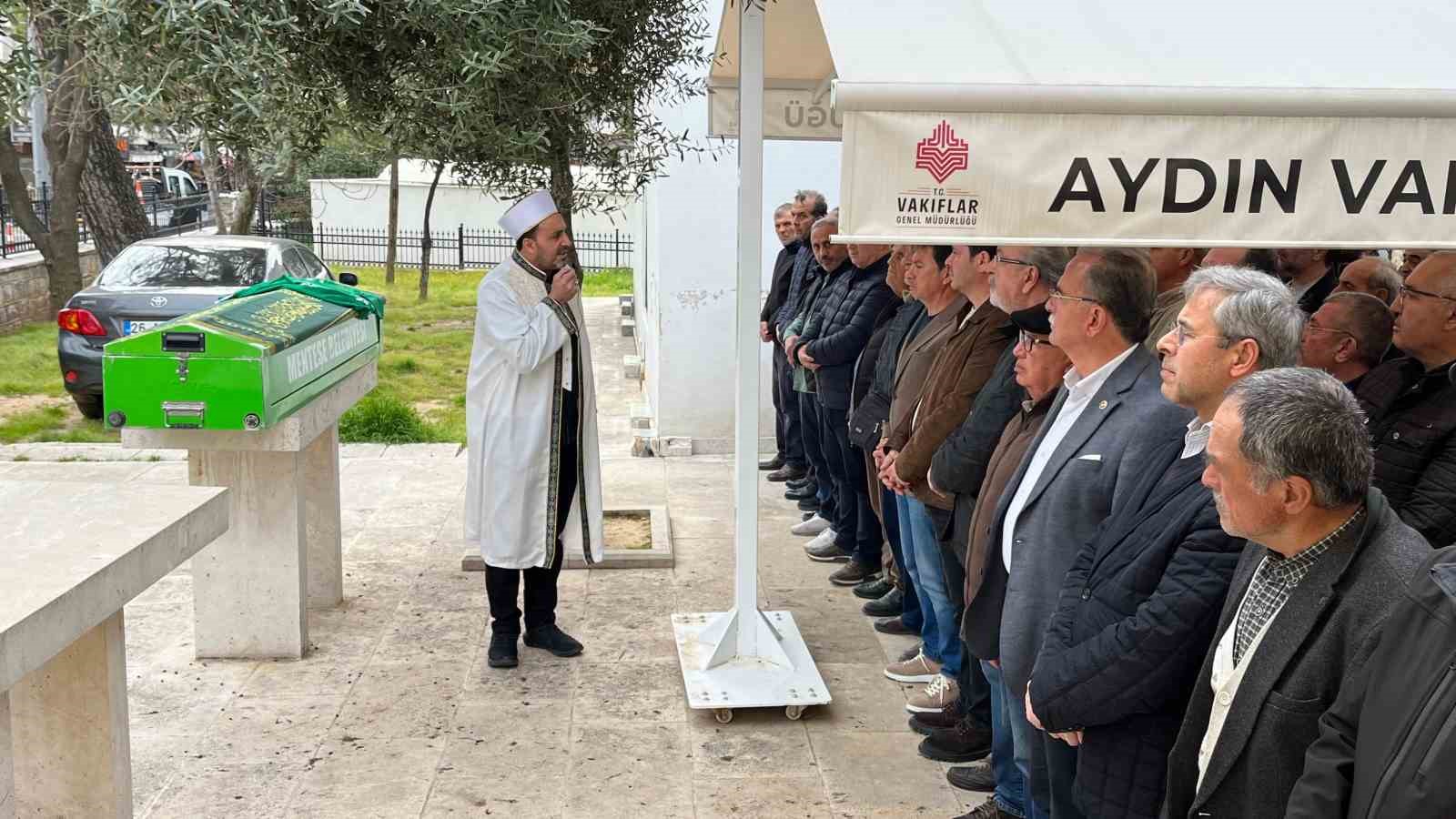 Baki Kuran son yolculuğuna uğurlandı
