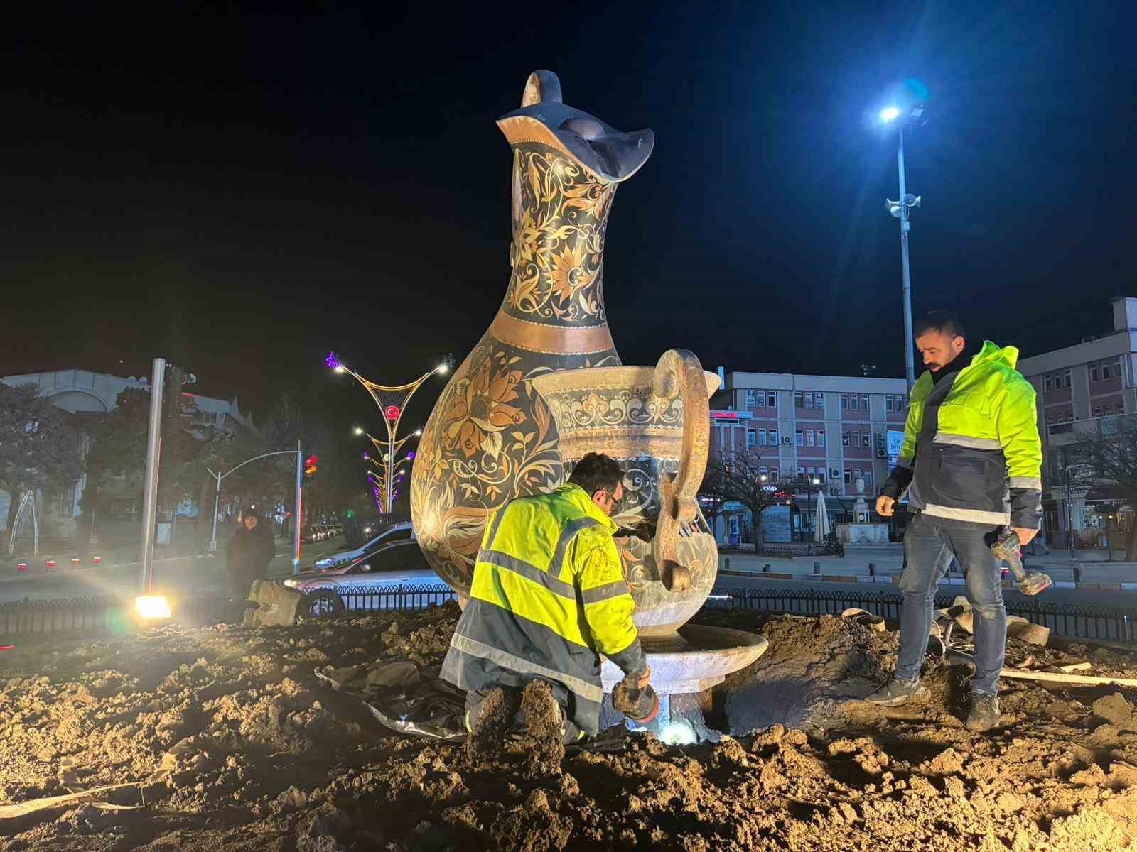 Bakır sürahi geçici olarak yerinden kaldırıldı
