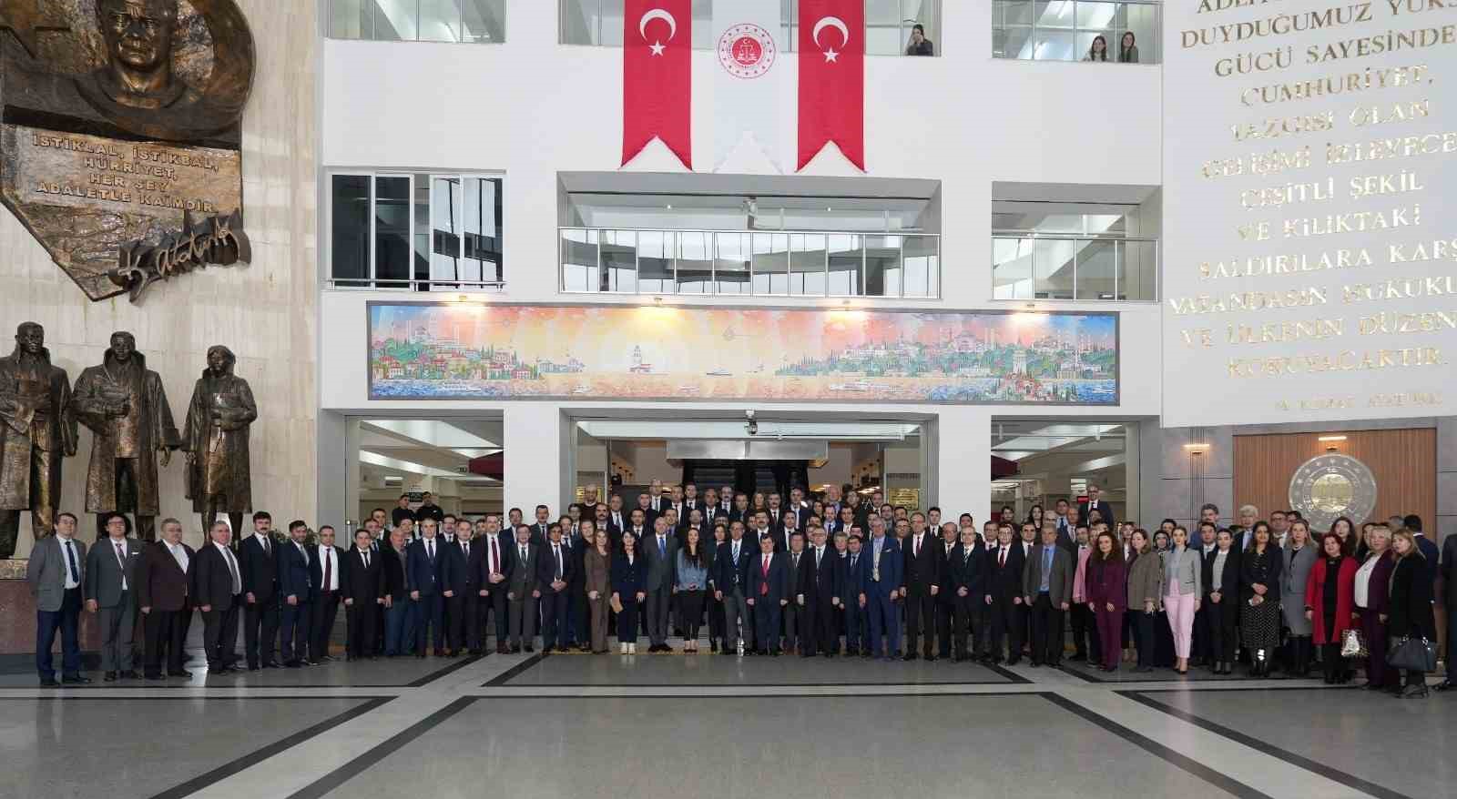 Bakırköy Adliyesinde bayramlaşma töreni
