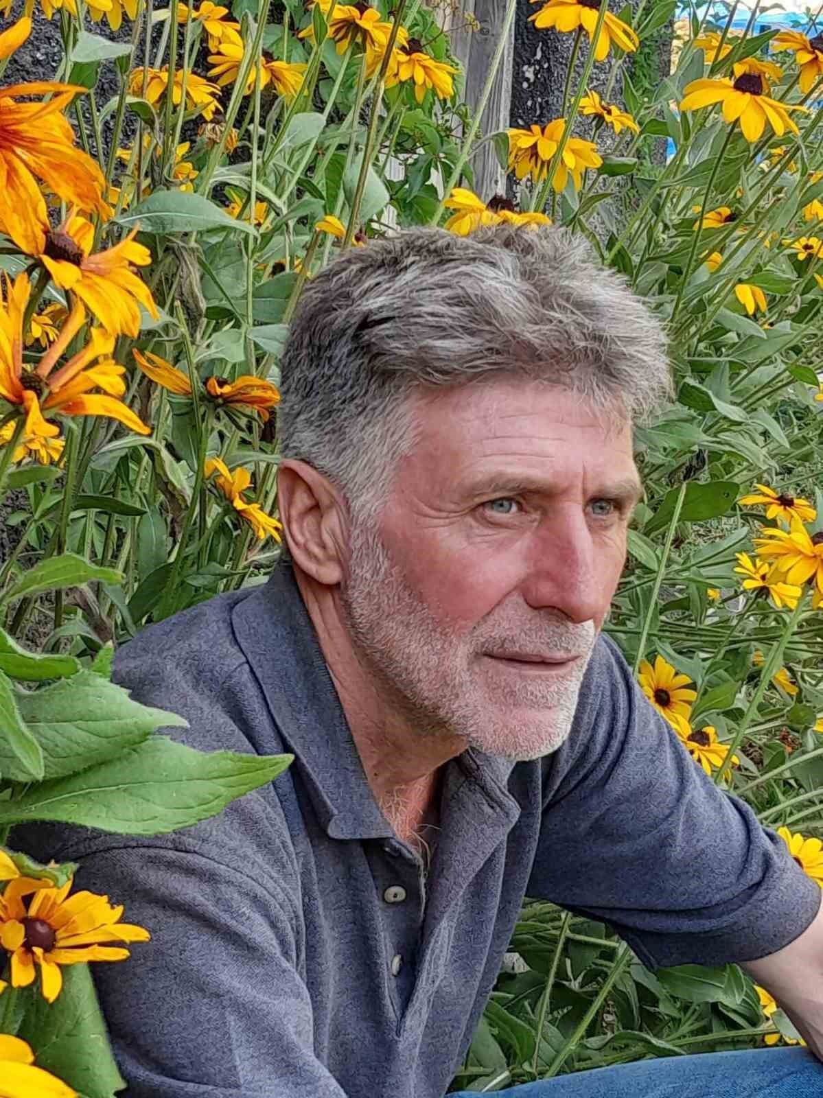 Balık tutmaya gittiği gölette boğuldu
