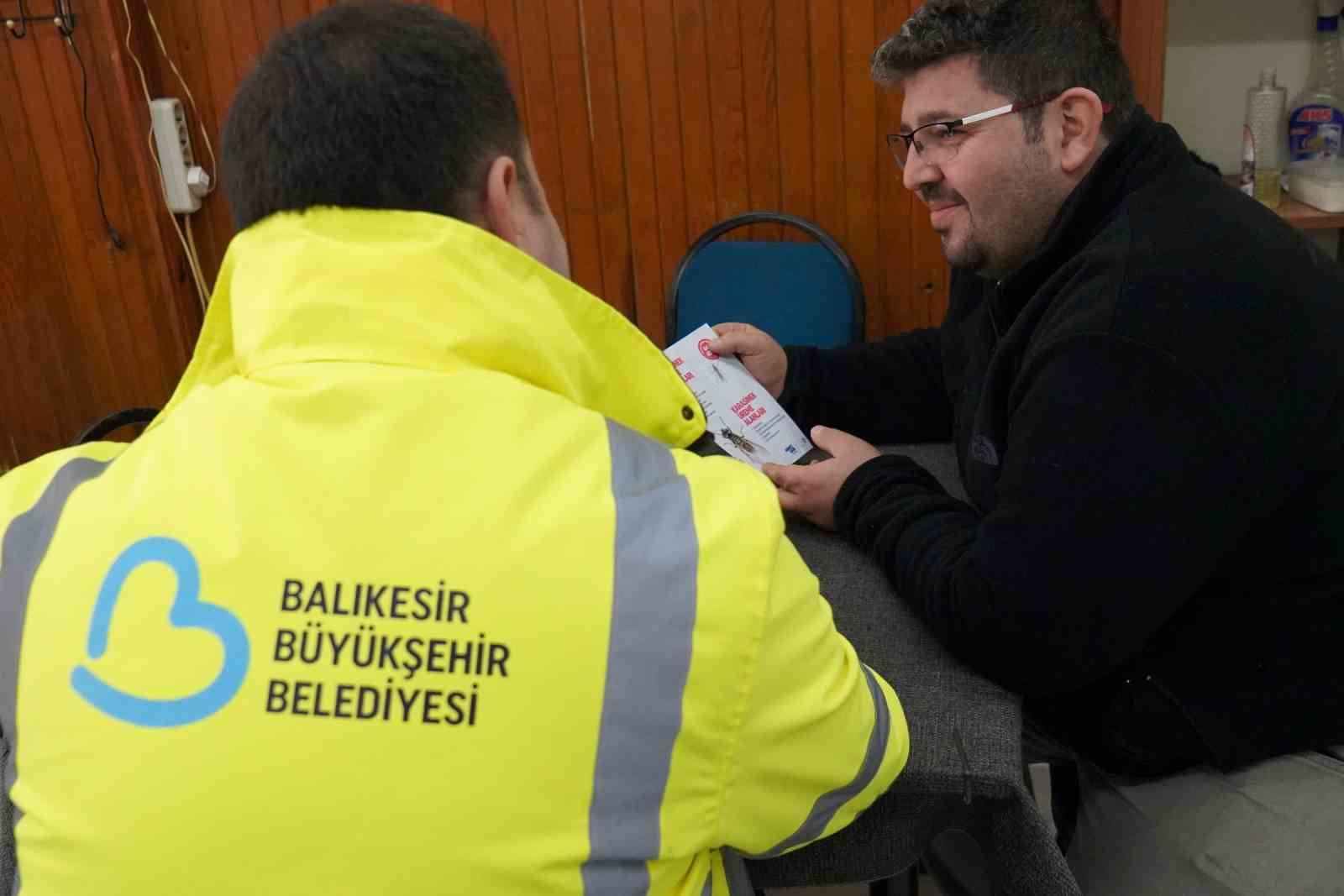 Balıkesir Büyükşehir "Kışlak Mücadelesi"ne tam gaz devam ediyor
Balıkesir Büyükşehir "Kışlak Mücadelesi"ne tam gaz devam ediyor