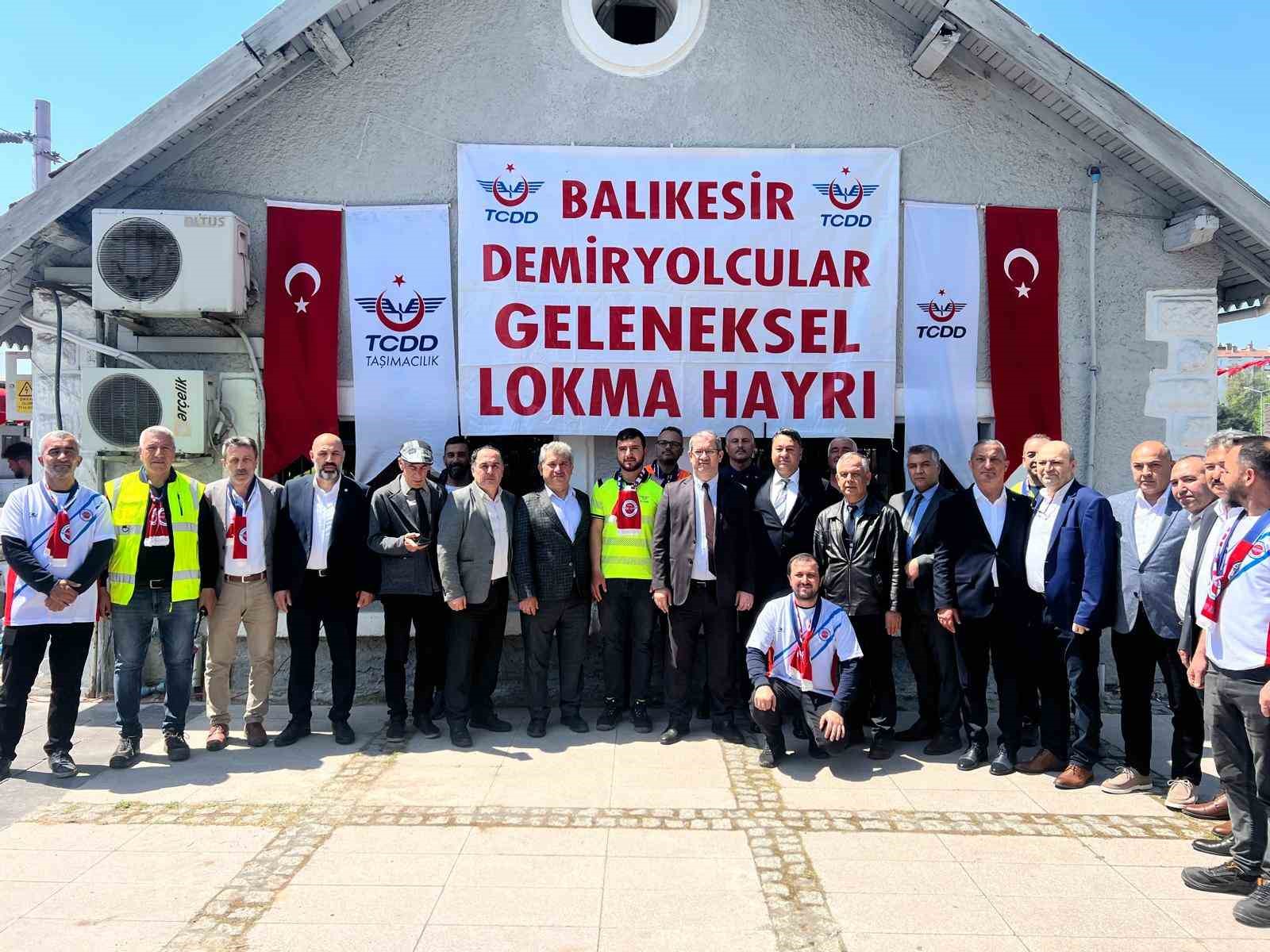 Balıkesir TCDD çalışanlarından geleneksel lokma hayrı
