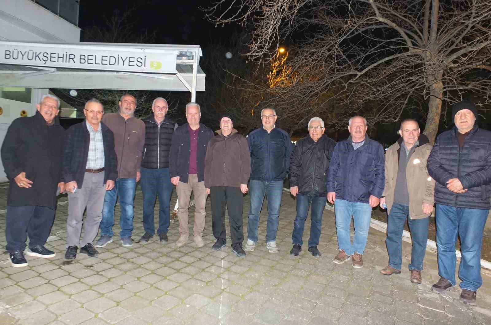 Balıkesir’de 3 dakika erken okunan ezan kafaları karıştırdı
