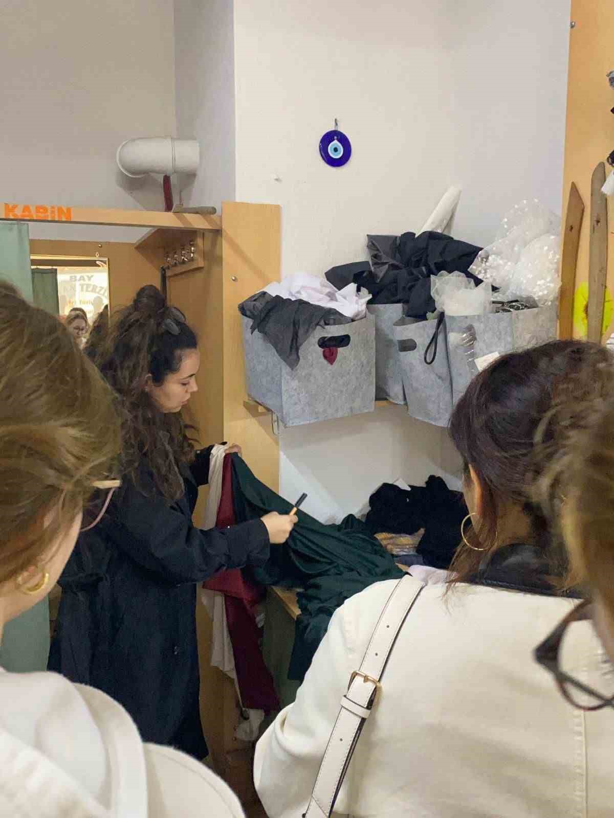 Balıkesir’de atık kumaşlara son projesi hayata geçirildi
