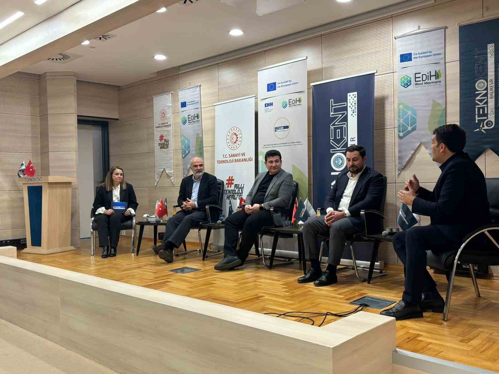 Balıkesir’de: "Girişimciler global sahneye hazırlanıyor"
Balıkesir’de: "Girişimciler global sahneye hazırlanıyor"