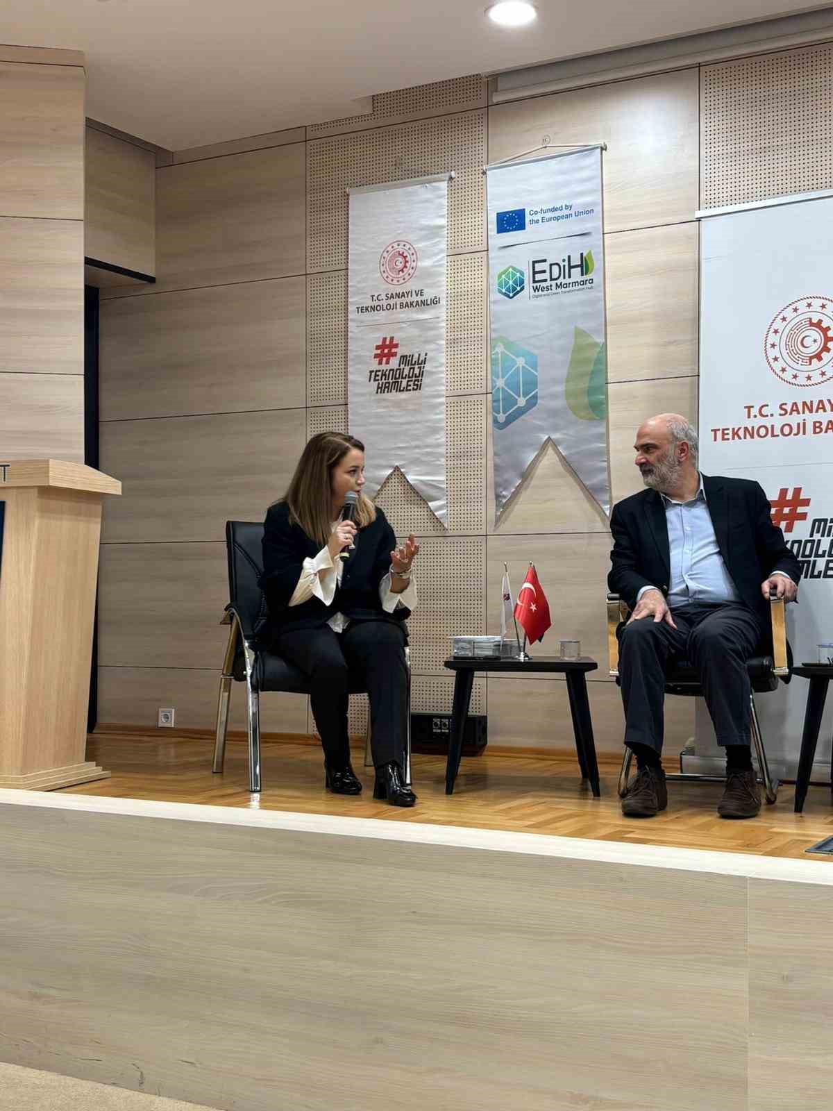 Balıkesir’de: "Girişimciler global sahneye hazırlanıyor"
Balıkesir’de: "Girişimciler global sahneye hazırlanıyor"