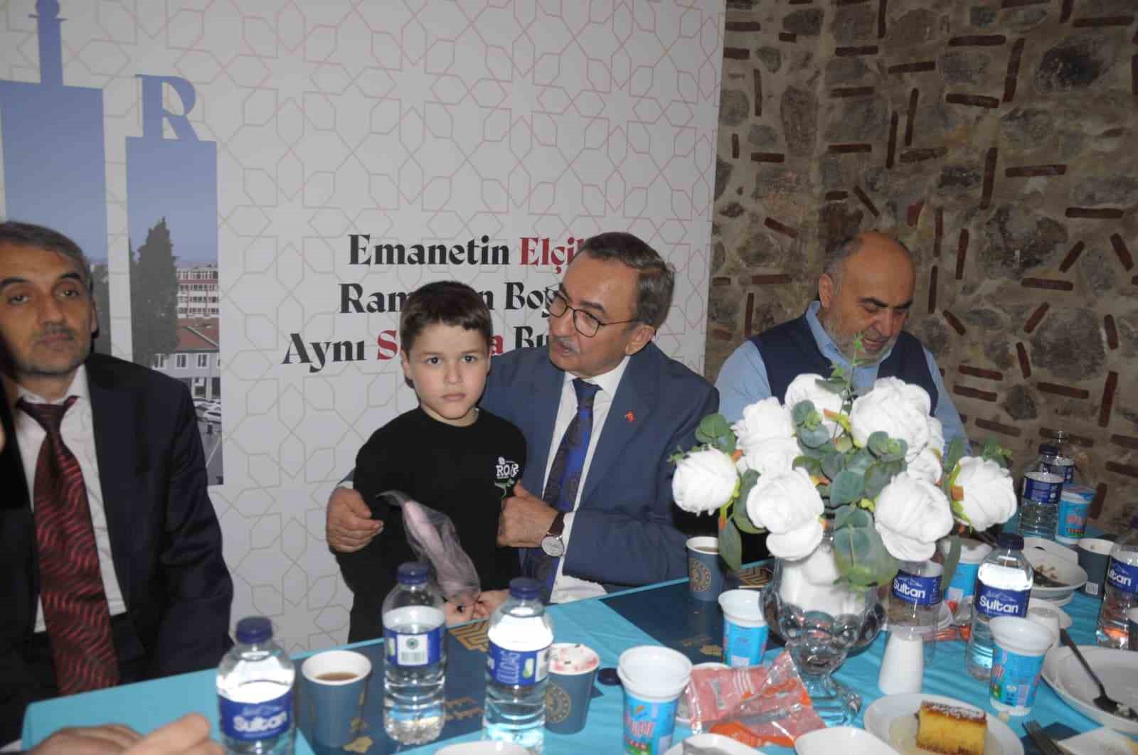 Balıkesir’de müftülük personeli iftarda buluştu
