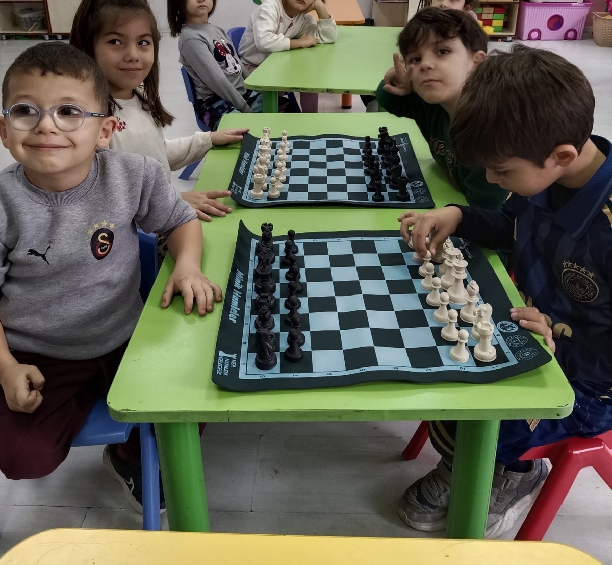 Balıkesir’de okullarda Aile ve Oyun temalı etkinlikler başladı
