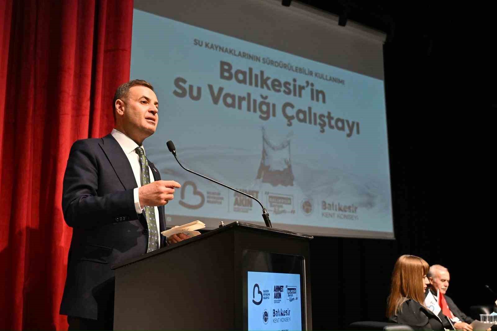 Balıkesir’de suyun geleceği masaya yatırıldı
Balıkesir’de suyun geleceği masaya yatırıldı