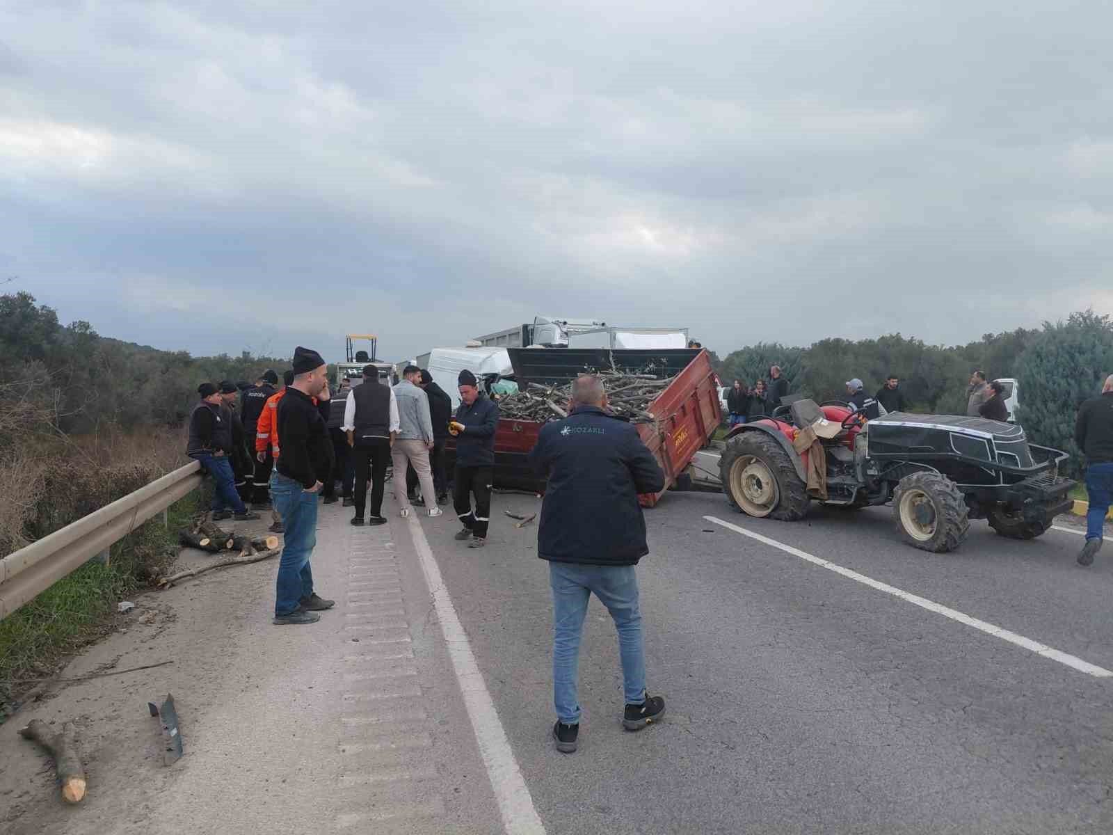 Balıkesir’de trafik kazası: 4 yaralı
