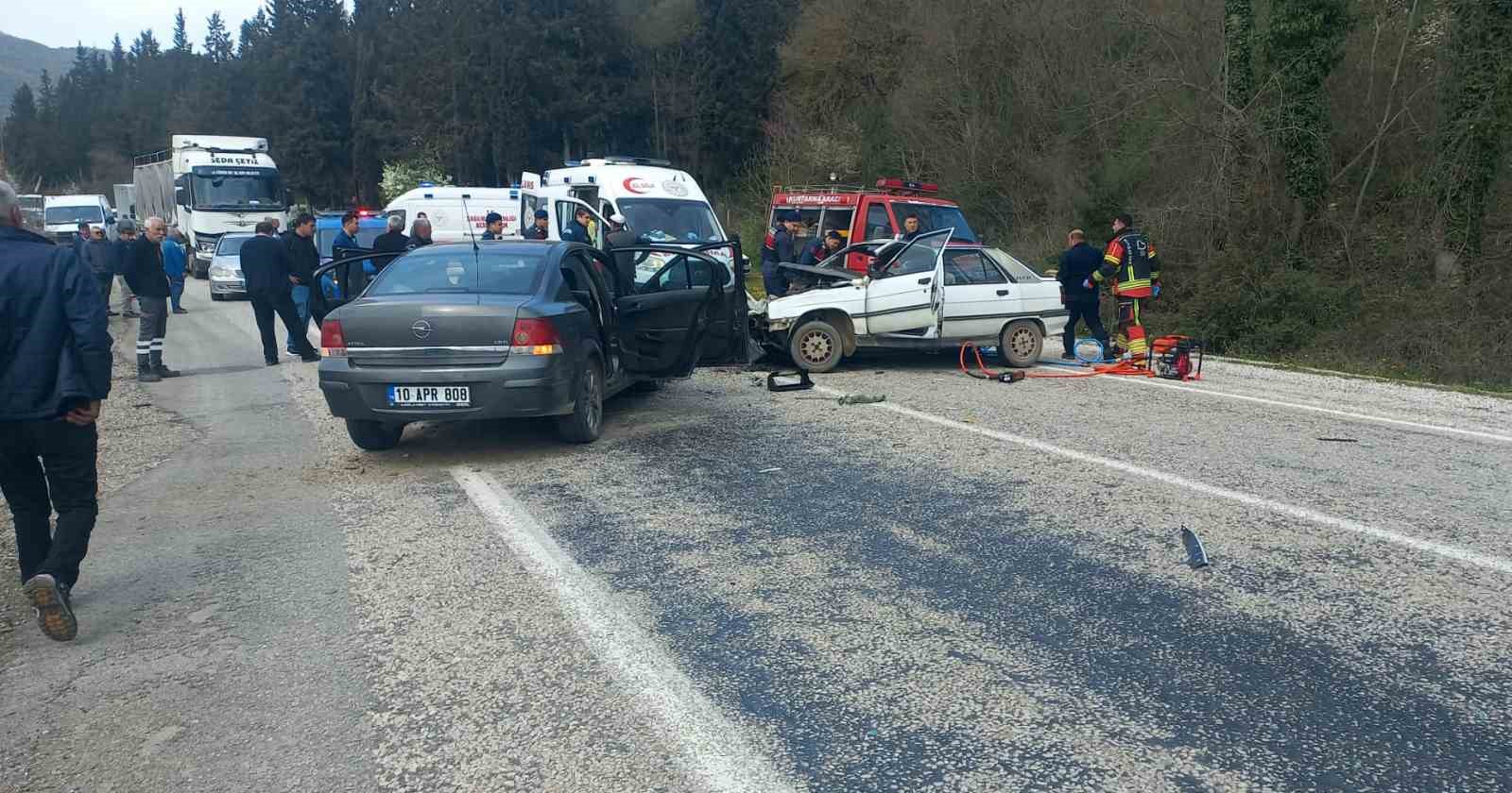 Balıkesir’de trafik kazası: 7 yaralı
