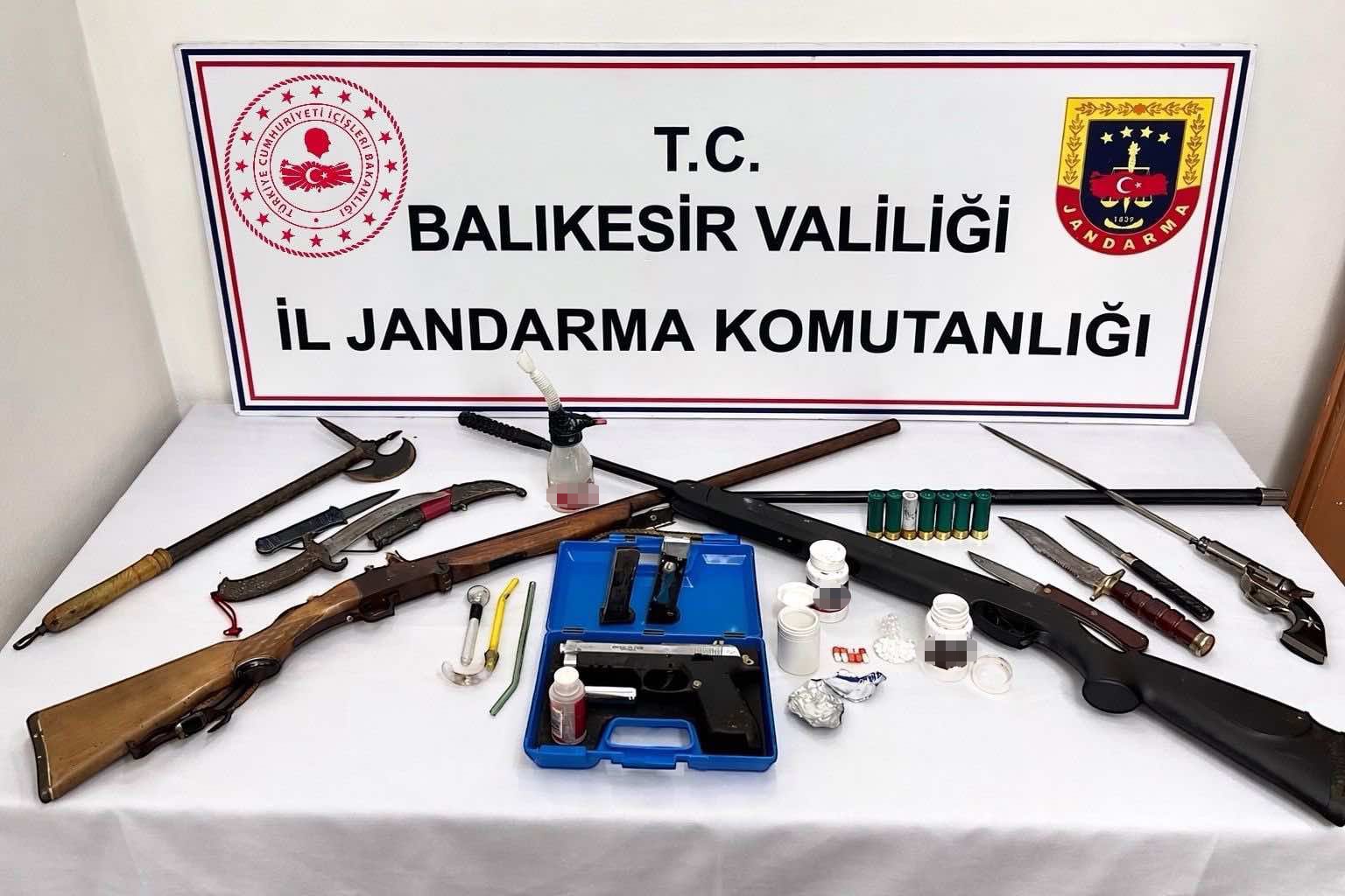 Balıkesir’de uyuşturucu operasyonu: 52 adrese eş zamanlı baskın
