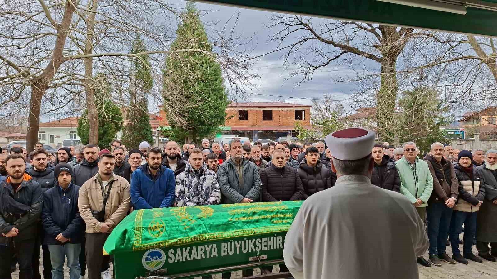 Balıkesir’deki feci kazada hayatını kaybetmişti, Sakarya’da toprağa verildi
