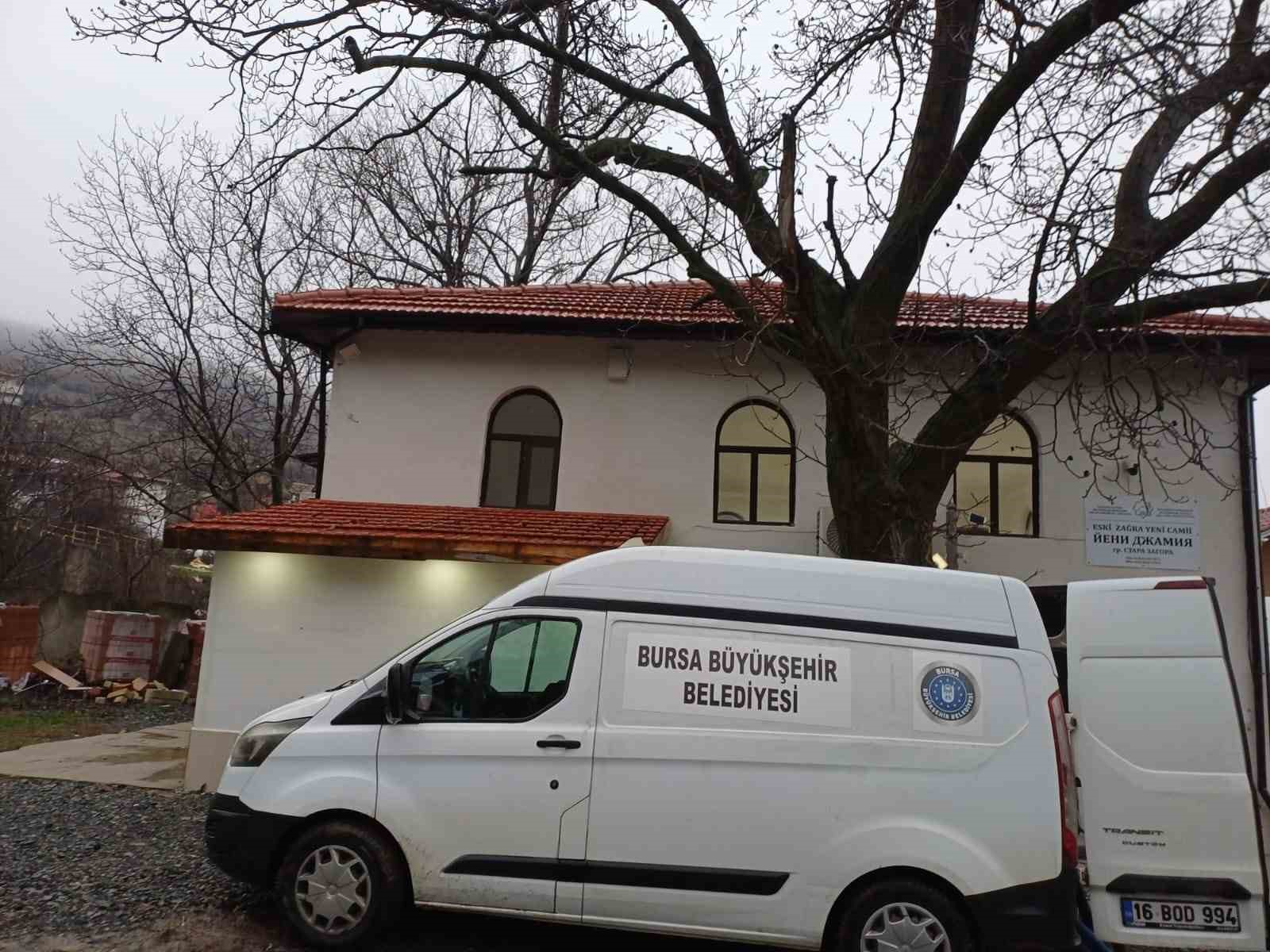 Balkanlar’daki camilerde Ramazan temizliği
