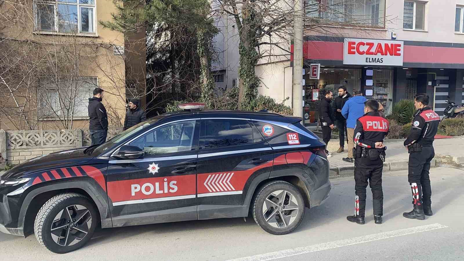 Balkondan tırmanıp girdiği evde 2 gün yaşadı
