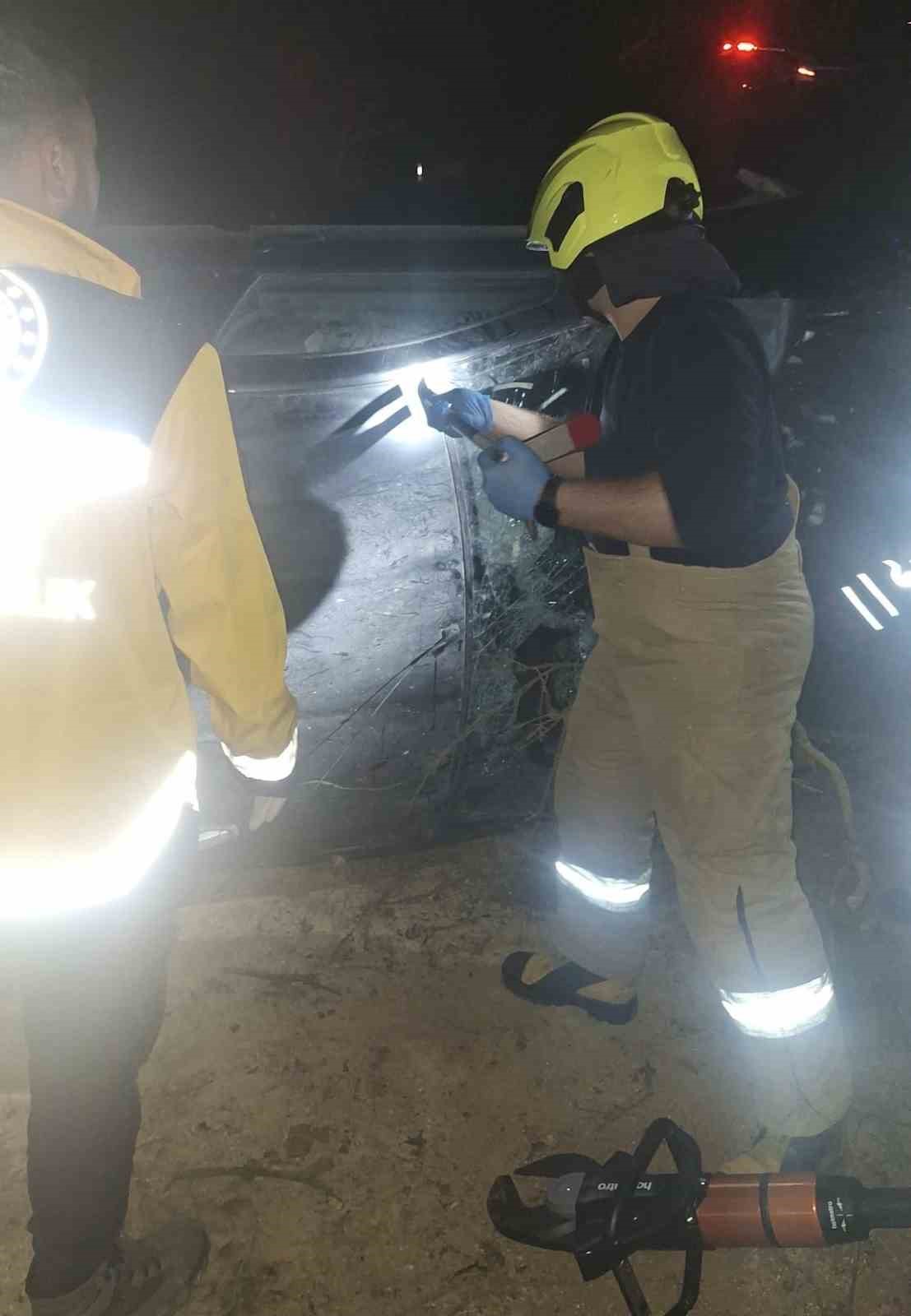 Balya-Gönen yolunda kaza: 2 yaralı
