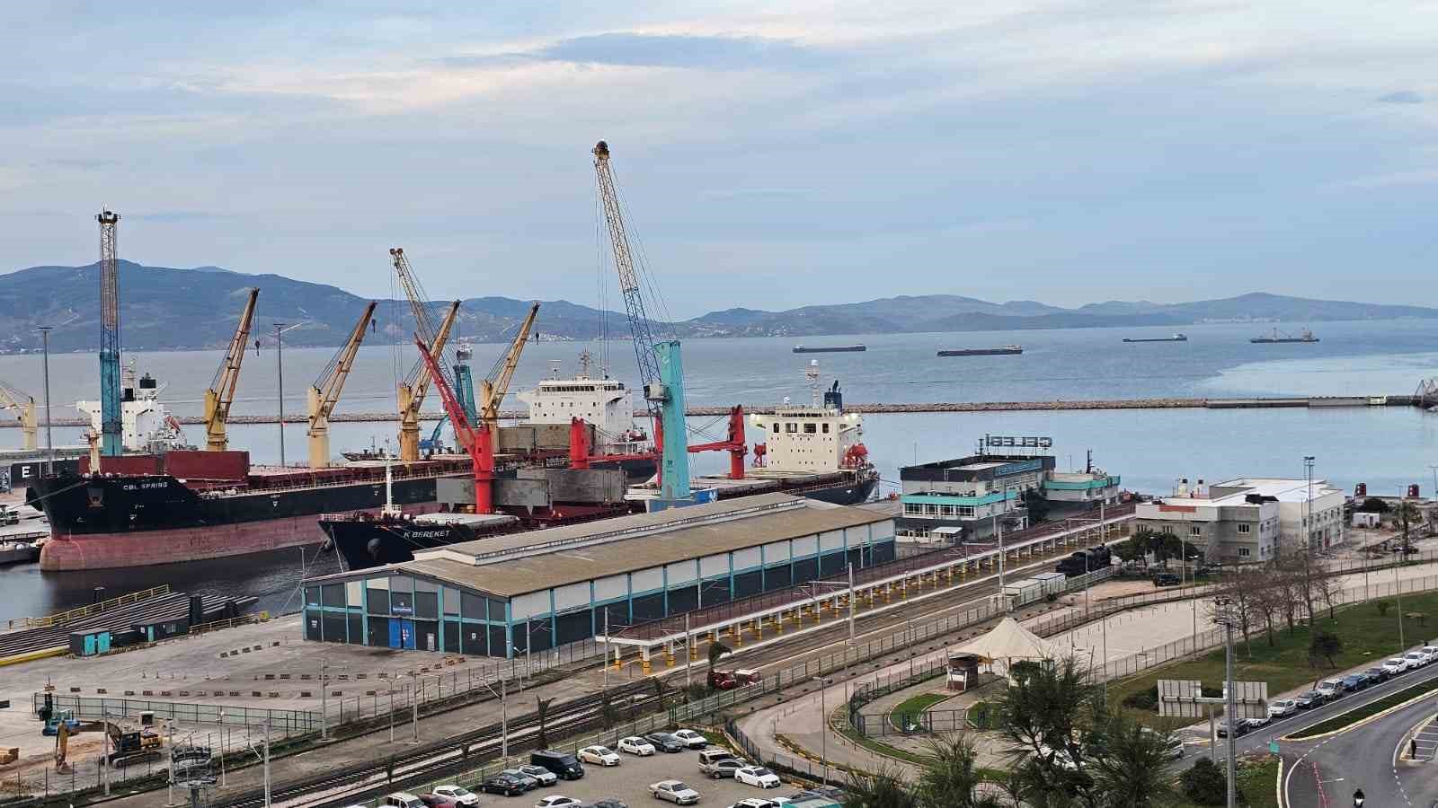 Bandırma Limanı’nda 2025’te dış ticaret hacmi 2,2 milyar doları aştı
