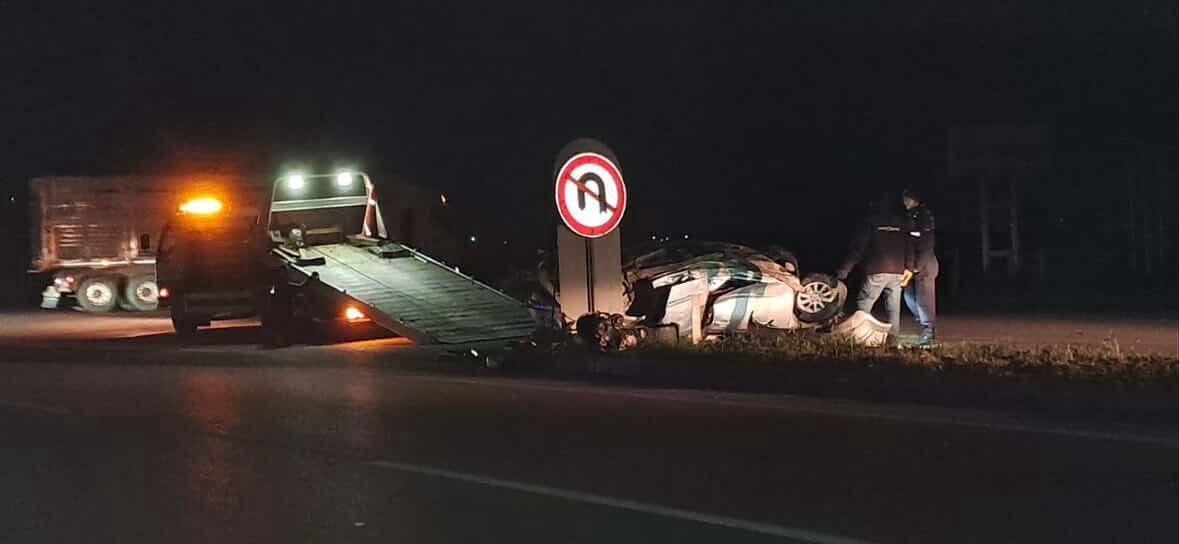 Bandırma’da takla atan araçta 2 kişi yaralandı

