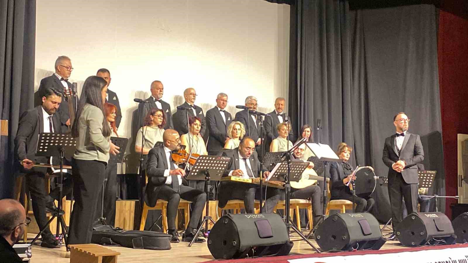 Bandırma’da Türk Sanat Müziği rüzgarı esti
