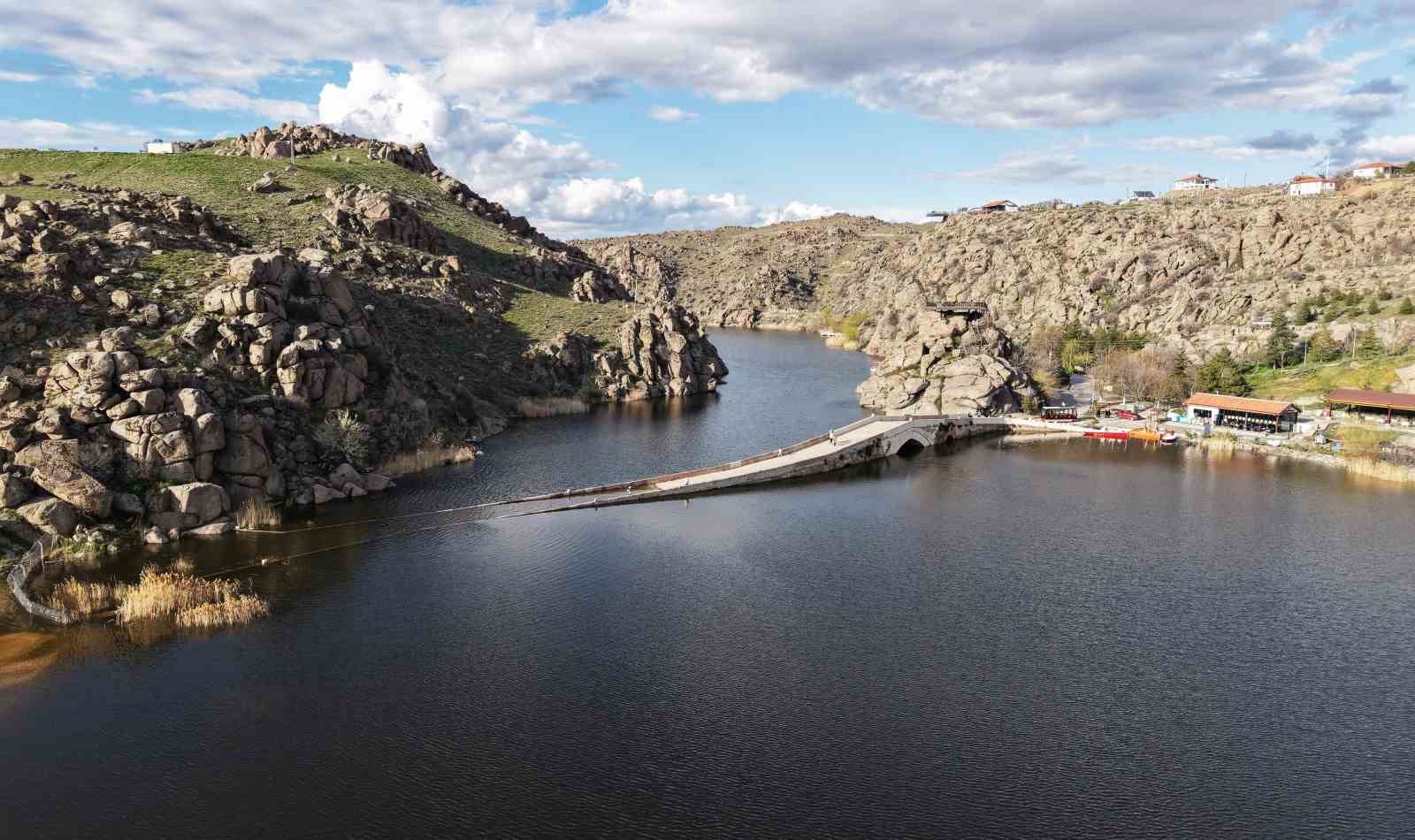 Baraj doldu, tarım arazileri suya doydu: Çiftçi verimli sezon bekliyor
