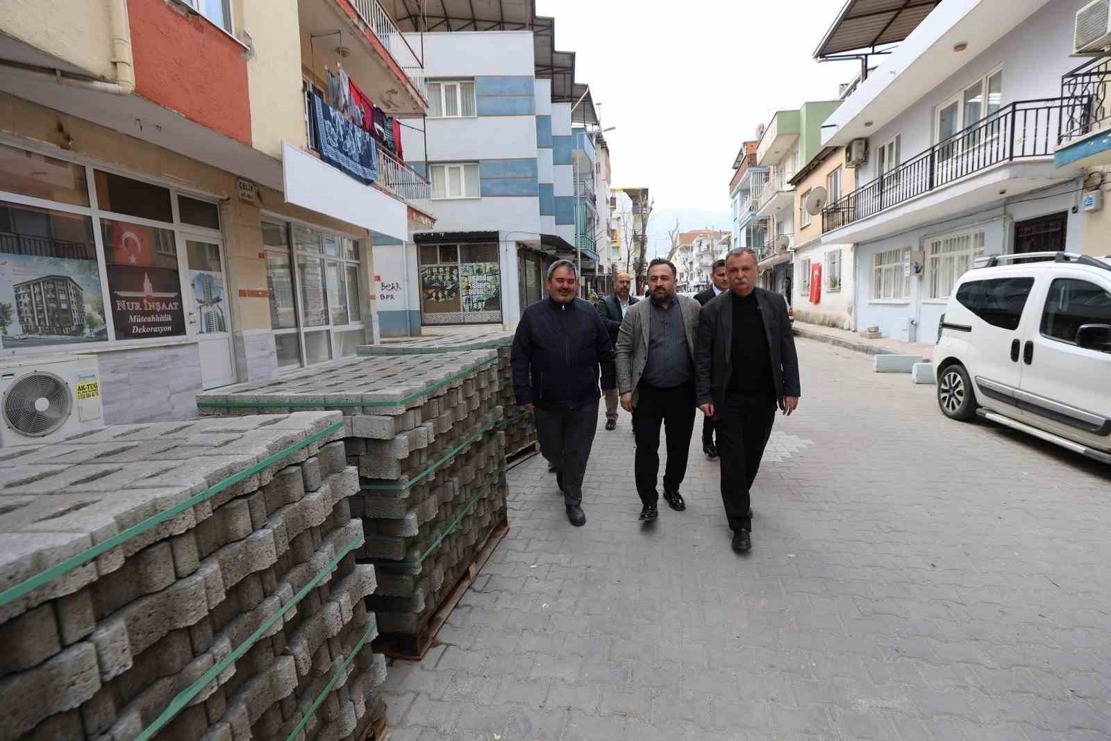 Barbaros’ta yollar yenileniyor
