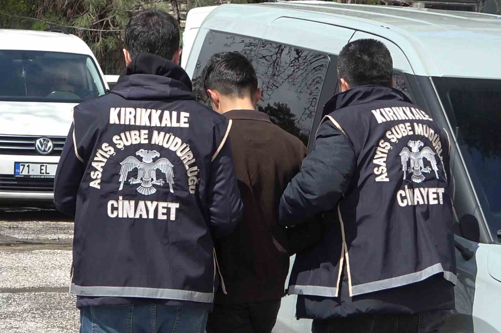 Bardağı taşıran son damla motosiklet oldu: Babalarını canice öldüren iki kardeş adliyeye sevk edildi
