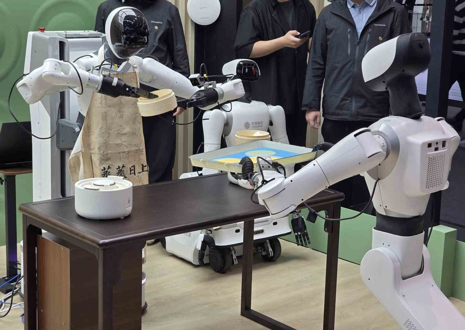 Barselona’da yapay zekalı "metal yaka" sahaya iniyor
Barselona’da yapay zekalı "metal yaka" sahaya iniyor